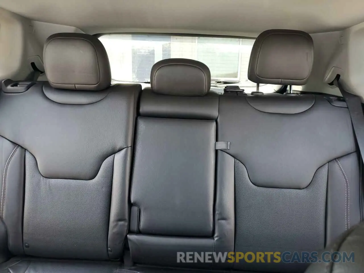 10 Фотография поврежденного автомобиля 3C4NJDFB8NT177683 JEEP COMPASS 2022