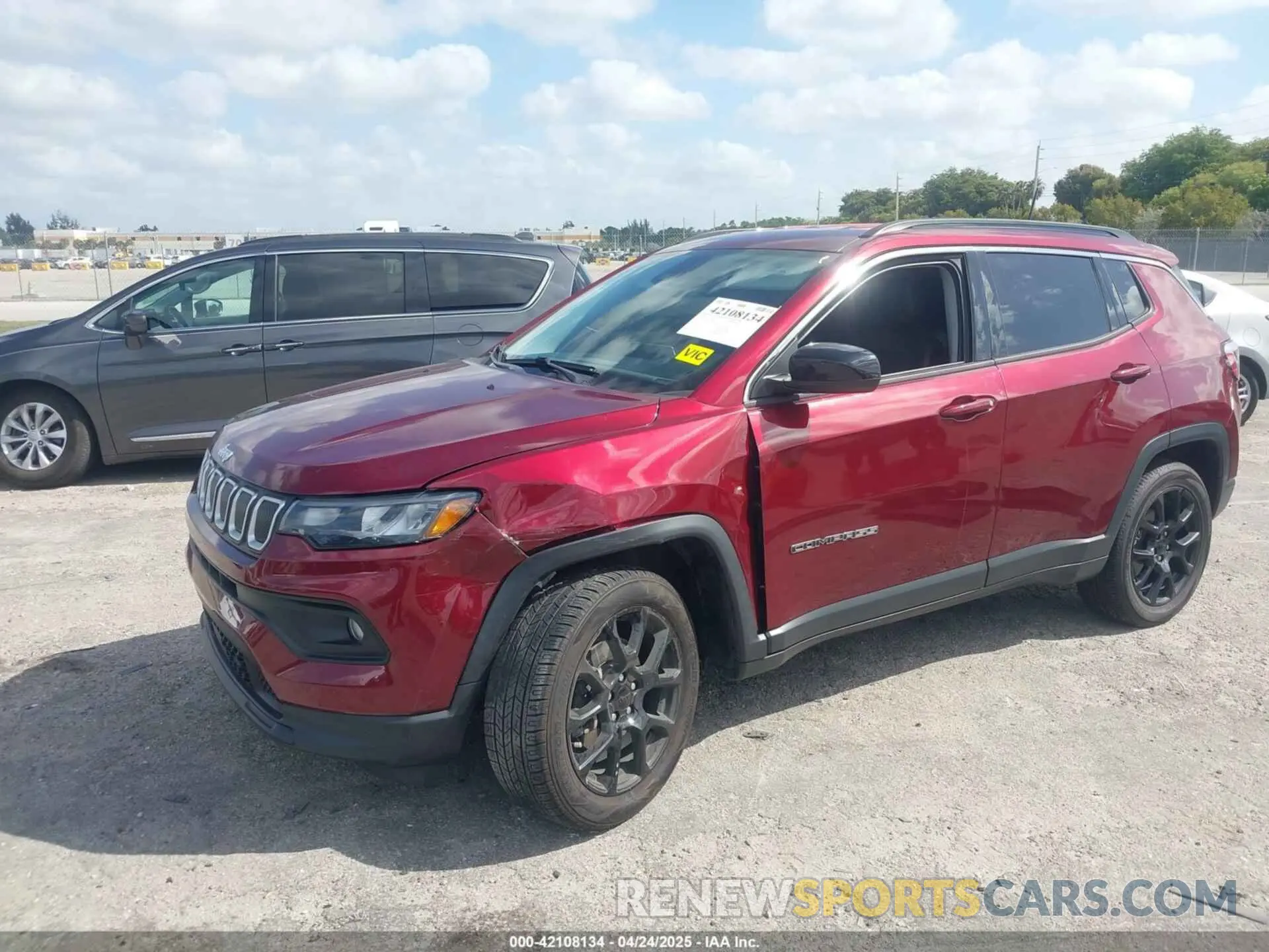 2 Photograph of a damaged car 3C4NJDFBXNT129800 JEEP COMPASS 2022