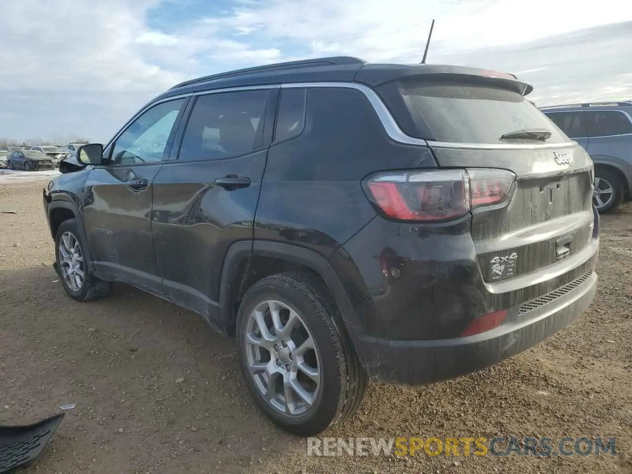 2 Photograph of a damaged car 3C4NJDFBXNT203149 JEEP COMPASS 2022