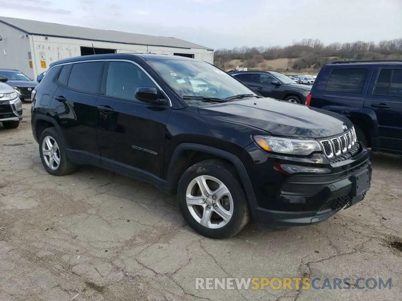 4 Фотография поврежденного автомобиля 3C4NJDAN0PT570999 JEEP COMPASS 2023