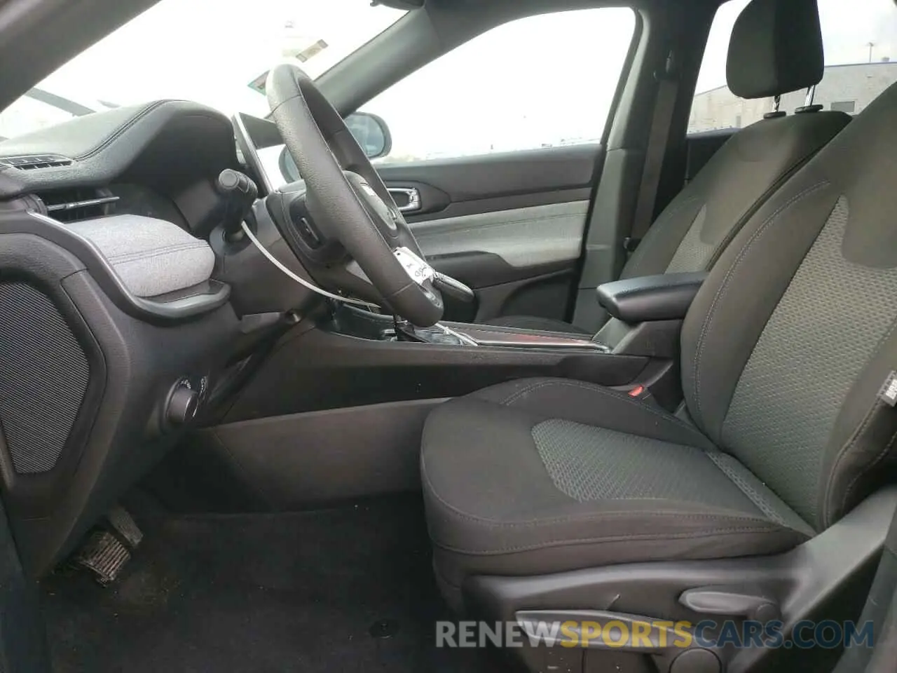 7 Фотография поврежденного автомобиля 3C4NJDAN0PT570999 JEEP COMPASS 2023
