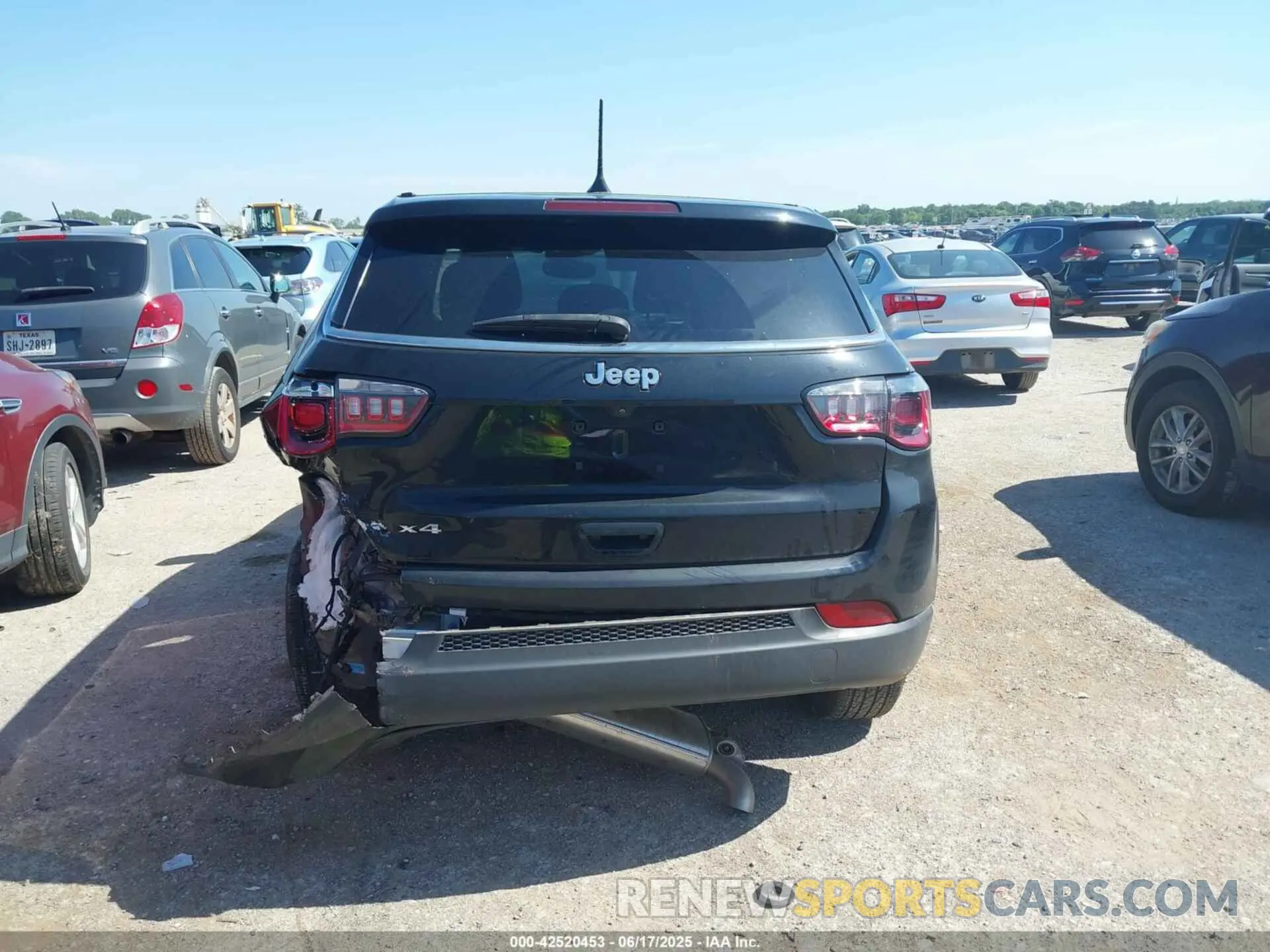 16 Photograph of a damaged car 3C4NJDAN1PT520208 JEEP COMPASS 2023