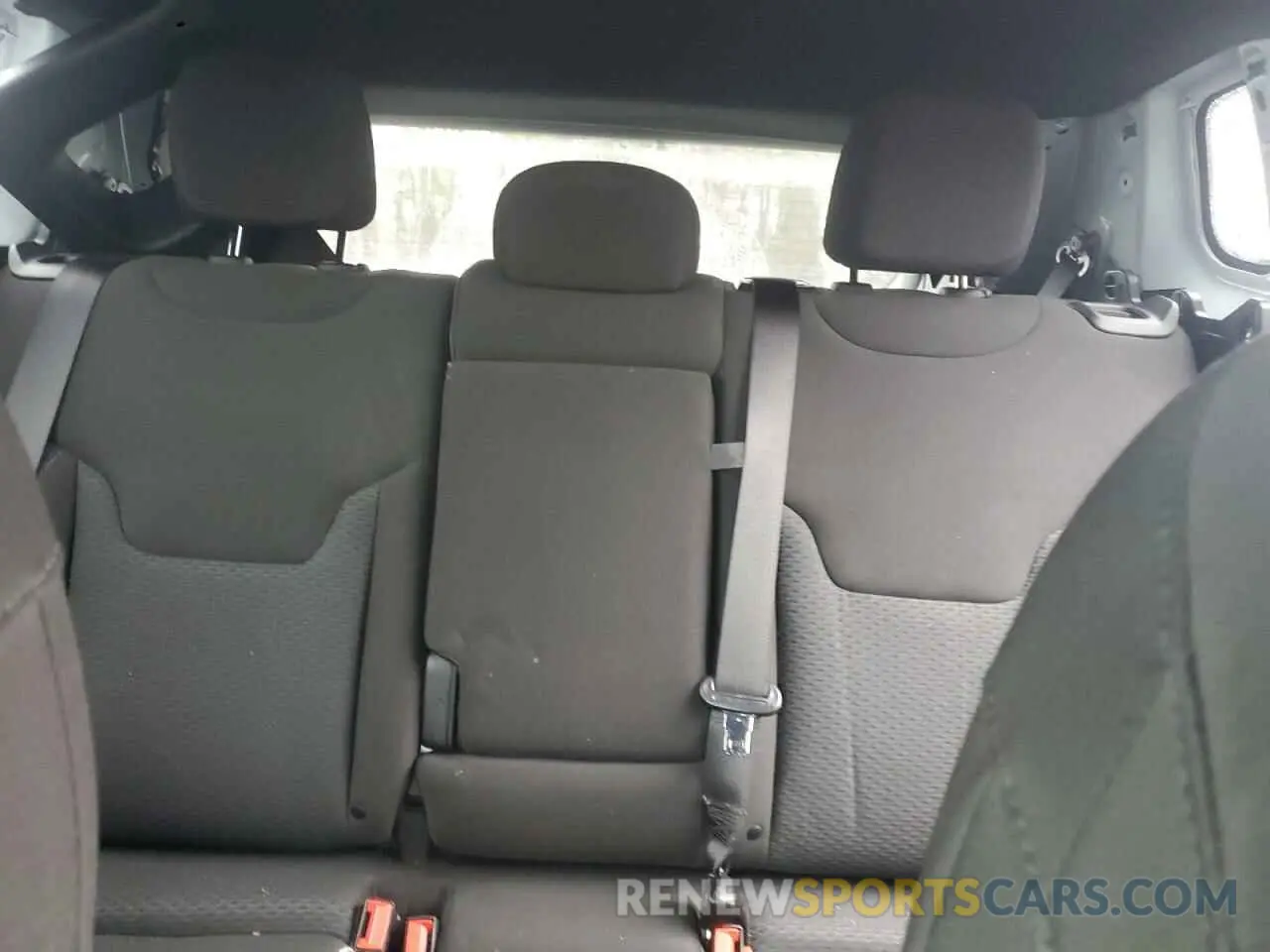10 Фотография поврежденного автомобиля 3C4NJDAN5PT525962 JEEP COMPASS 2023
