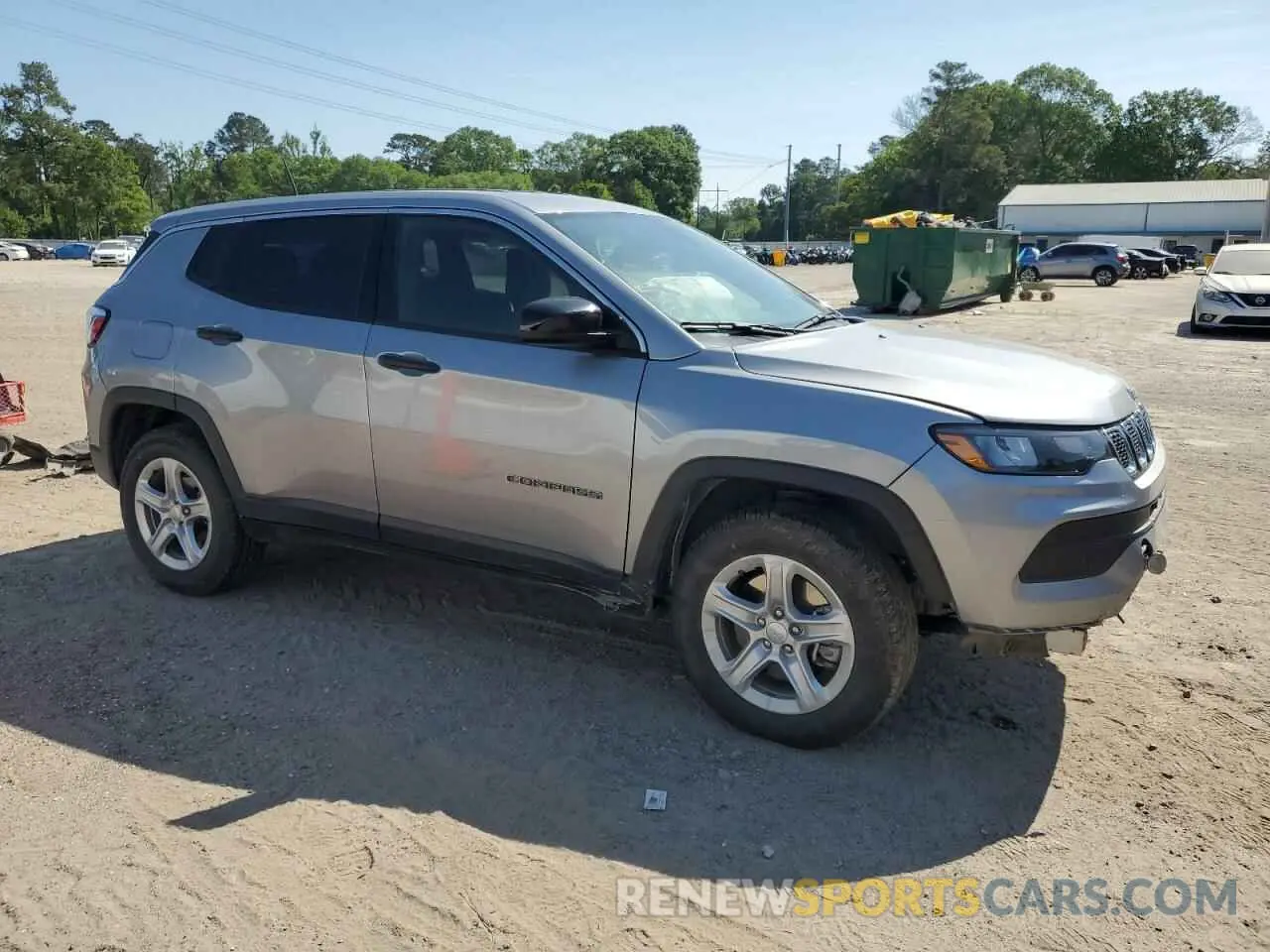 4 Photograph of a damaged car 3C4NJDANXPT536715 JEEP COMPASS 2023