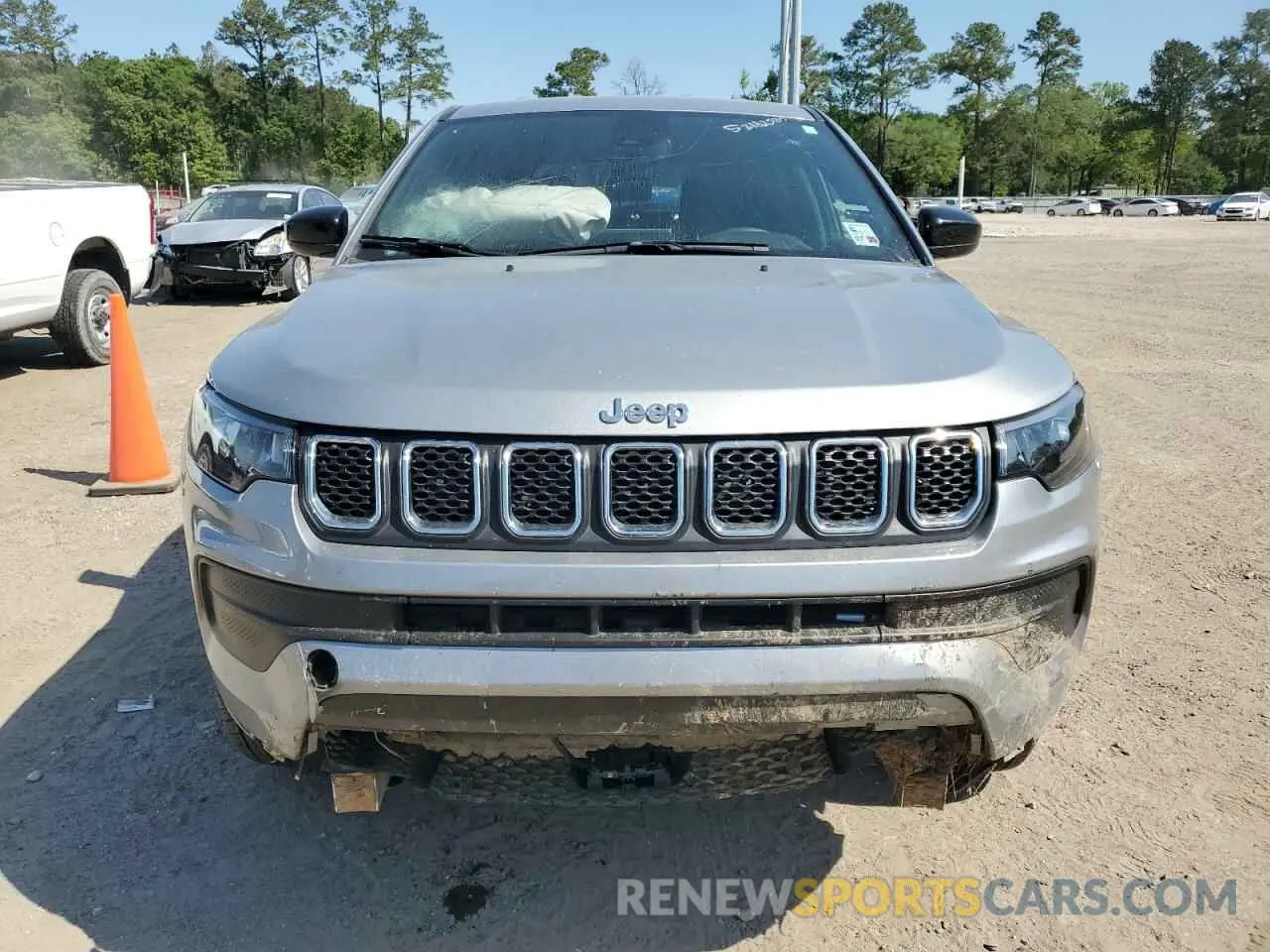 5 Photograph of a damaged car 3C4NJDANXPT536715 JEEP COMPASS 2023