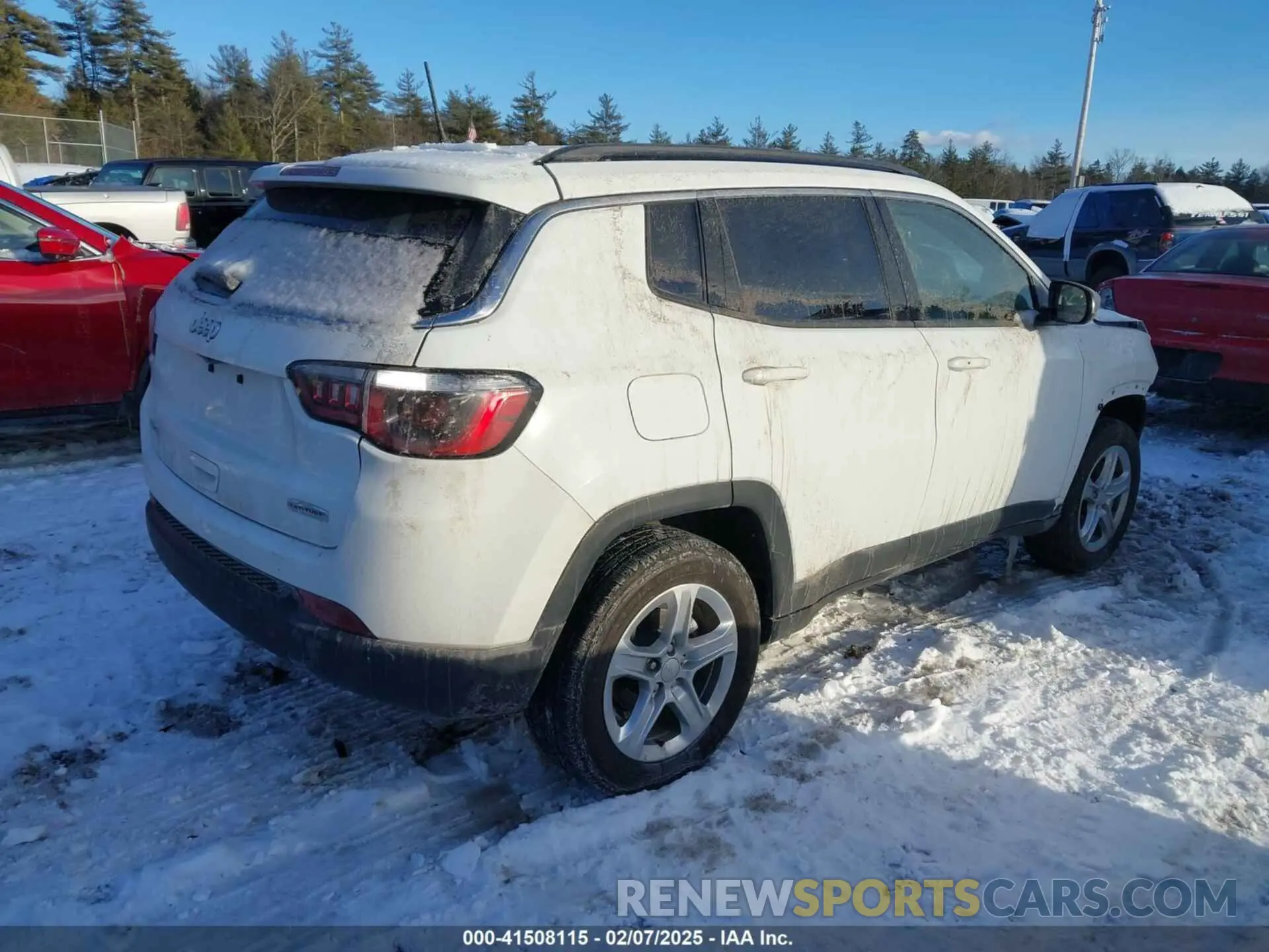 4 Фотография поврежденного автомобиля 3C4NJDBN0PT561444 JEEP COMPASS 2023