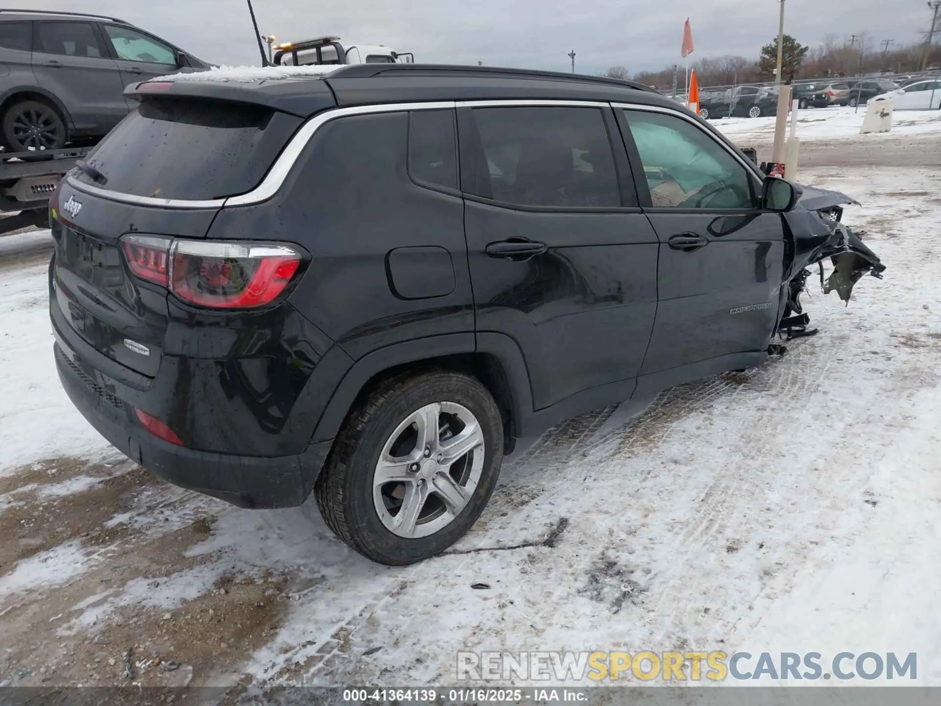 4 Photograph of a damaged car 3C4NJDBN1PT518974 JEEP COMPASS 2023
