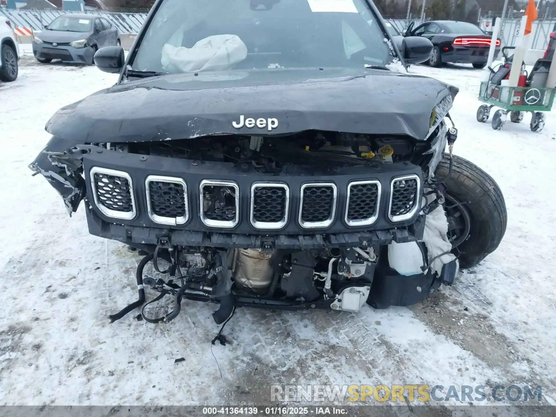 6 Photograph of a damaged car 3C4NJDBN1PT518974 JEEP COMPASS 2023