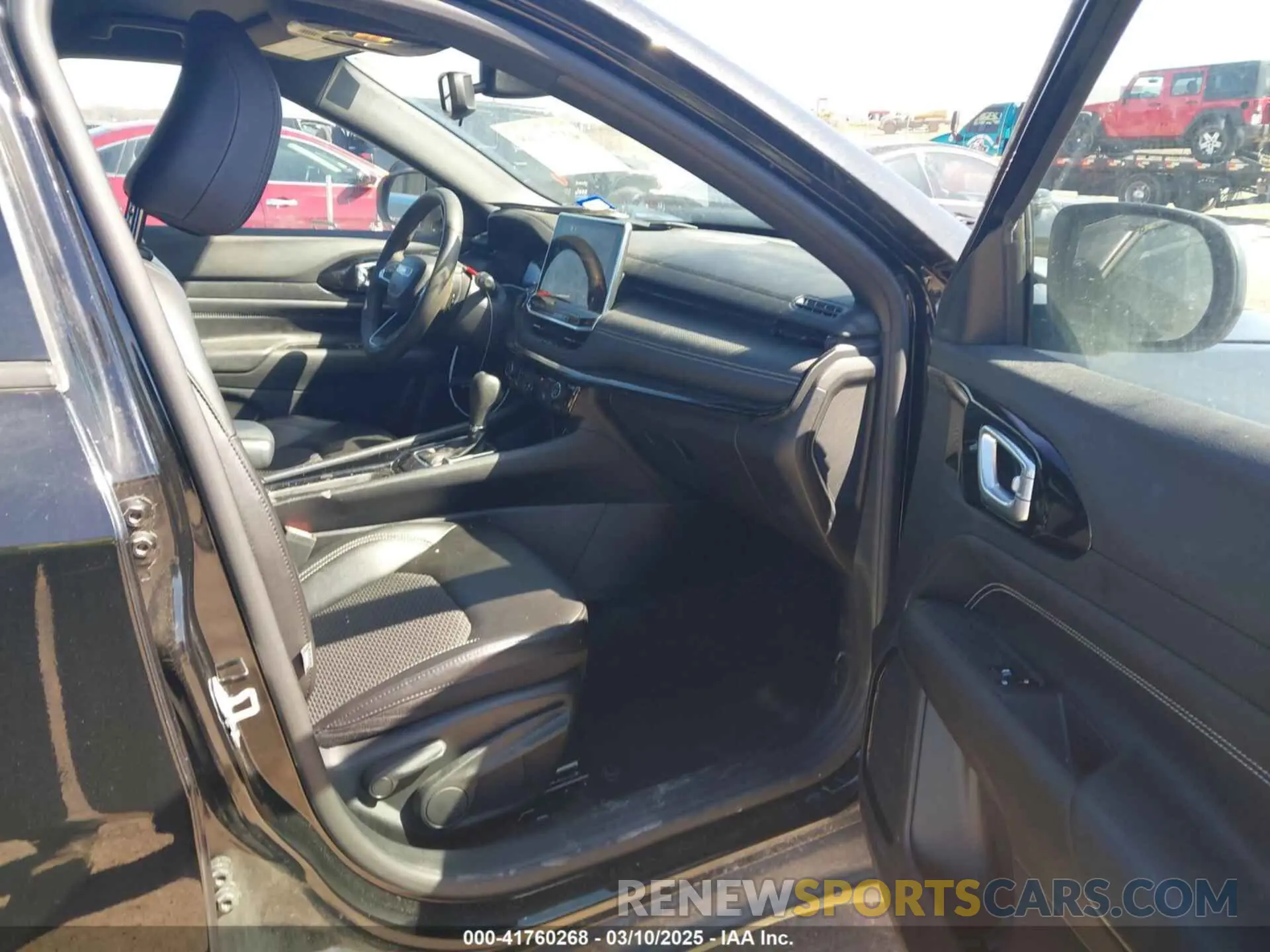 5 Photograph of a damaged car 3C4NJDBN2PT507868 JEEP COMPASS 2023