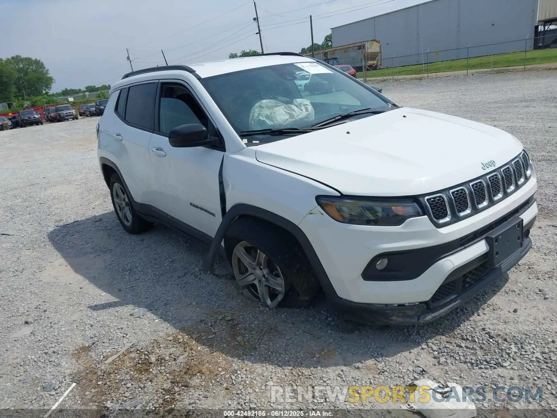 1 Фотография поврежденного автомобиля 3C4NJDBN2PT566984 JEEP COMPASS 2023