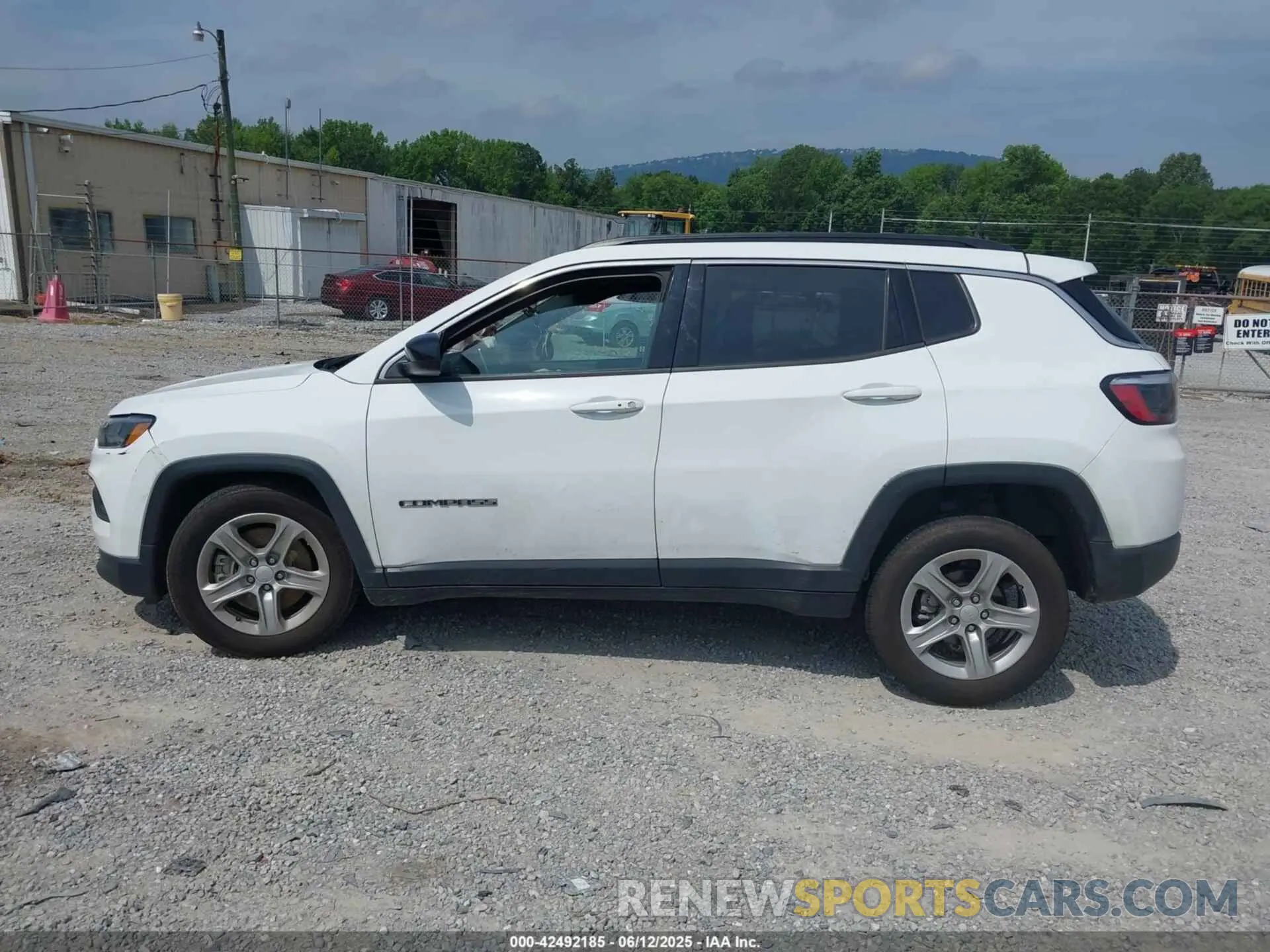 14 Фотография поврежденного автомобиля 3C4NJDBN2PT566984 JEEP COMPASS 2023