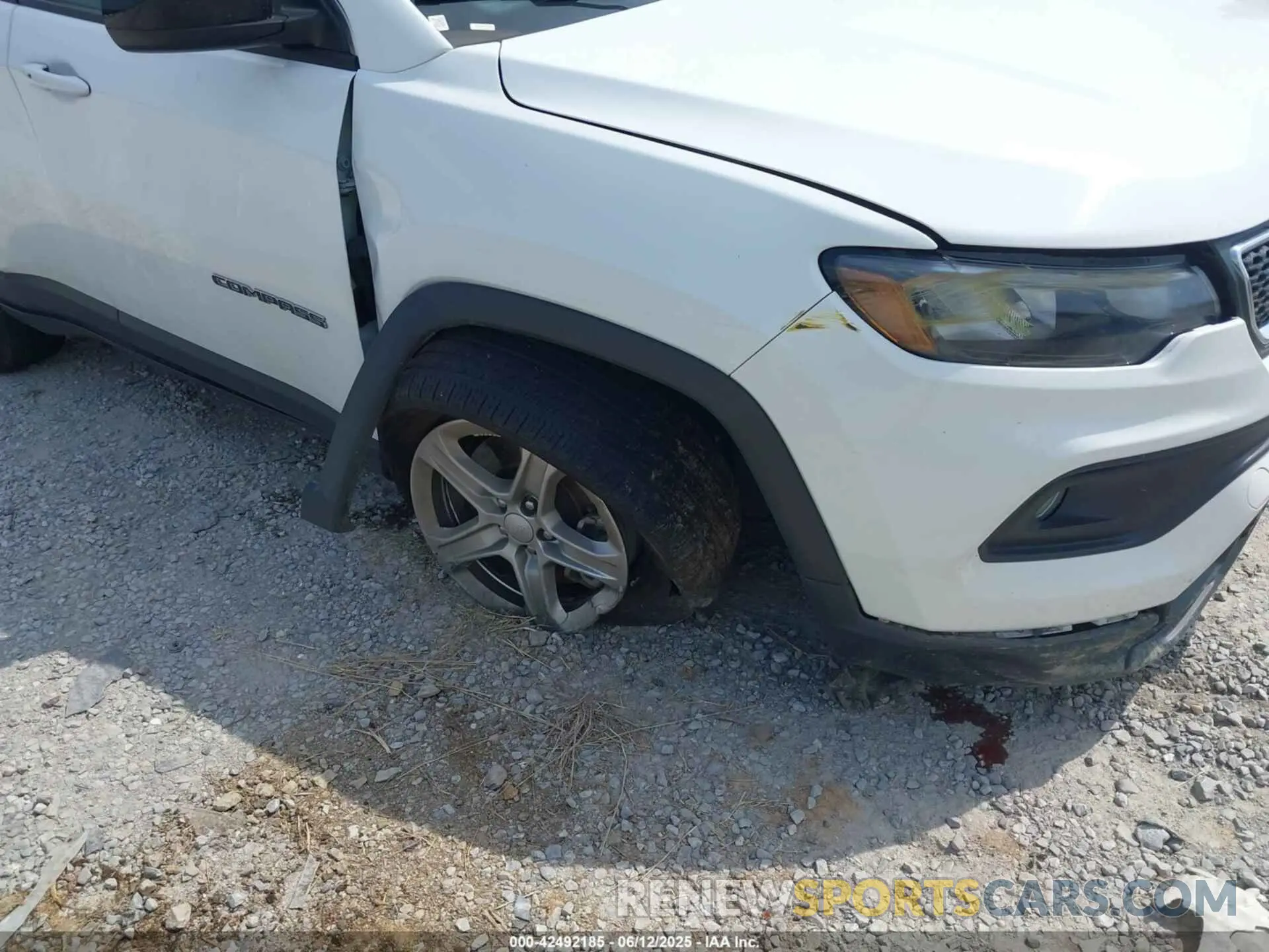 17 Фотография поврежденного автомобиля 3C4NJDBN2PT566984 JEEP COMPASS 2023