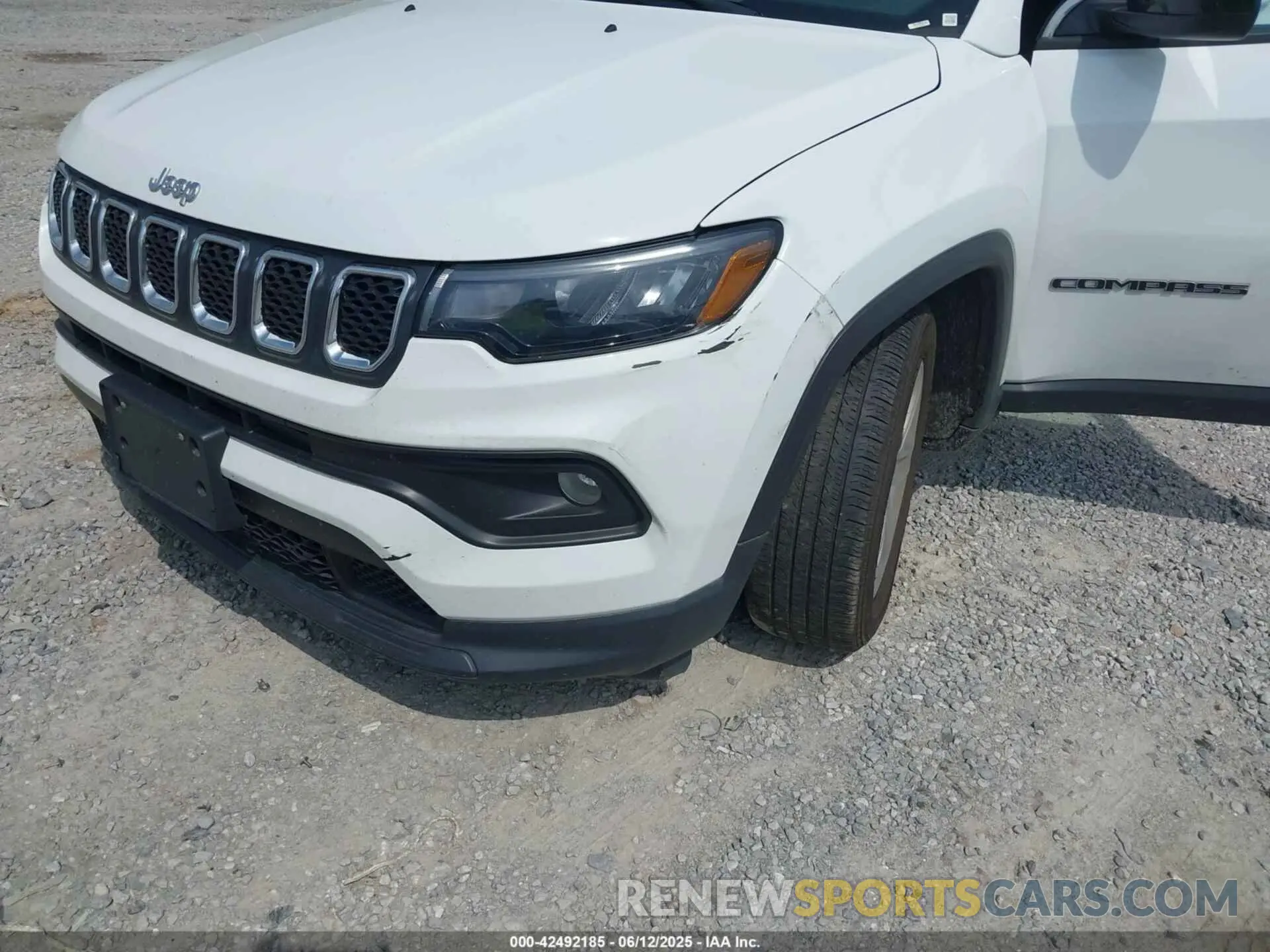 19 Фотография поврежденного автомобиля 3C4NJDBN2PT566984 JEEP COMPASS 2023