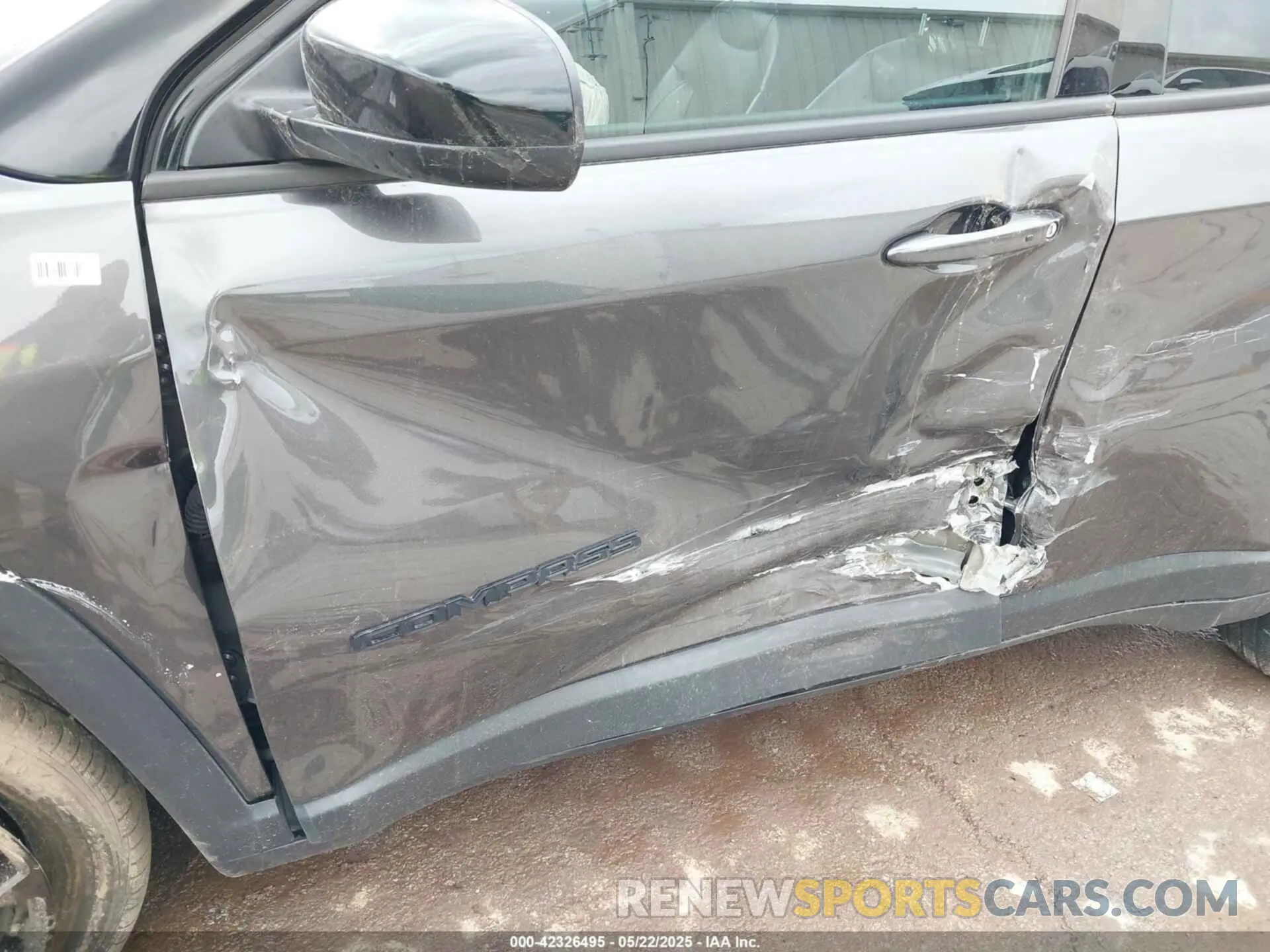 6 Photograph of a damaged car 3C4NJDBN3PT529975 JEEP COMPASS 2023
