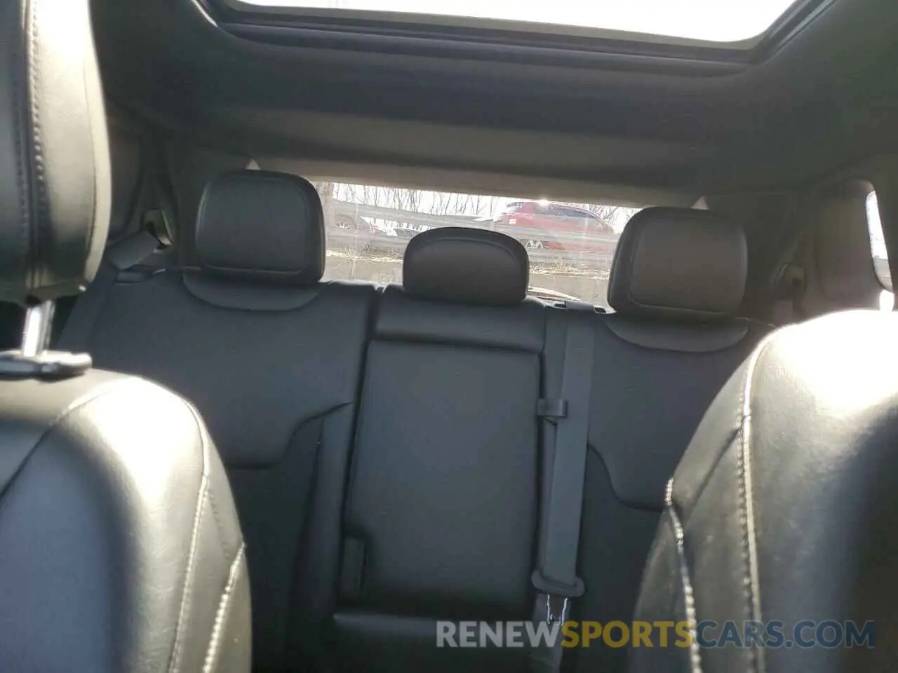 10 Photograph of a damaged car 3C4NJDBN3PT536067 JEEP COMPASS 2023