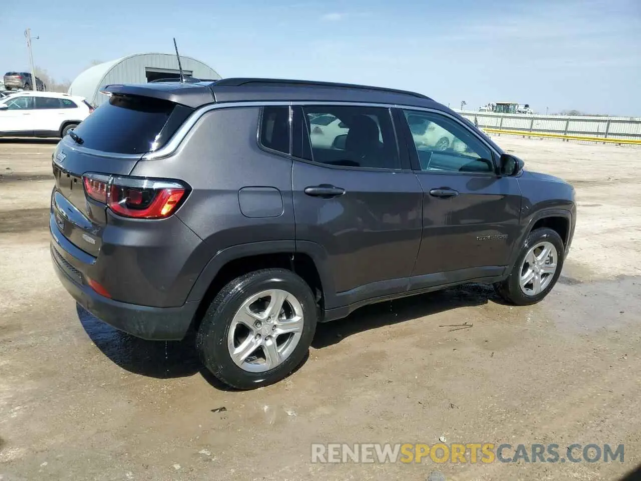 3 Photograph of a damaged car 3C4NJDBN3PT547814 JEEP COMPASS 2023