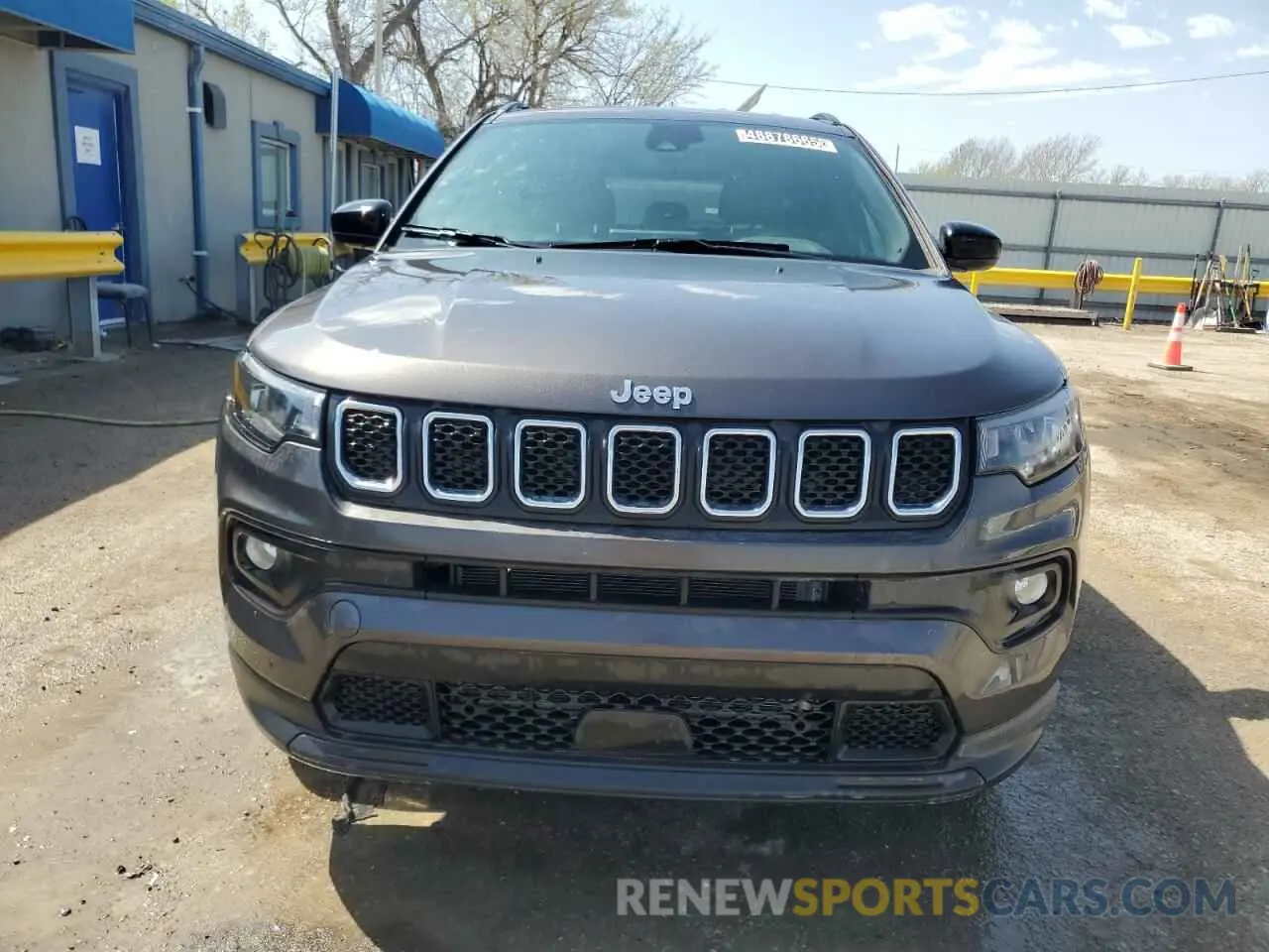 5 Photograph of a damaged car 3C4NJDBN3PT547814 JEEP COMPASS 2023