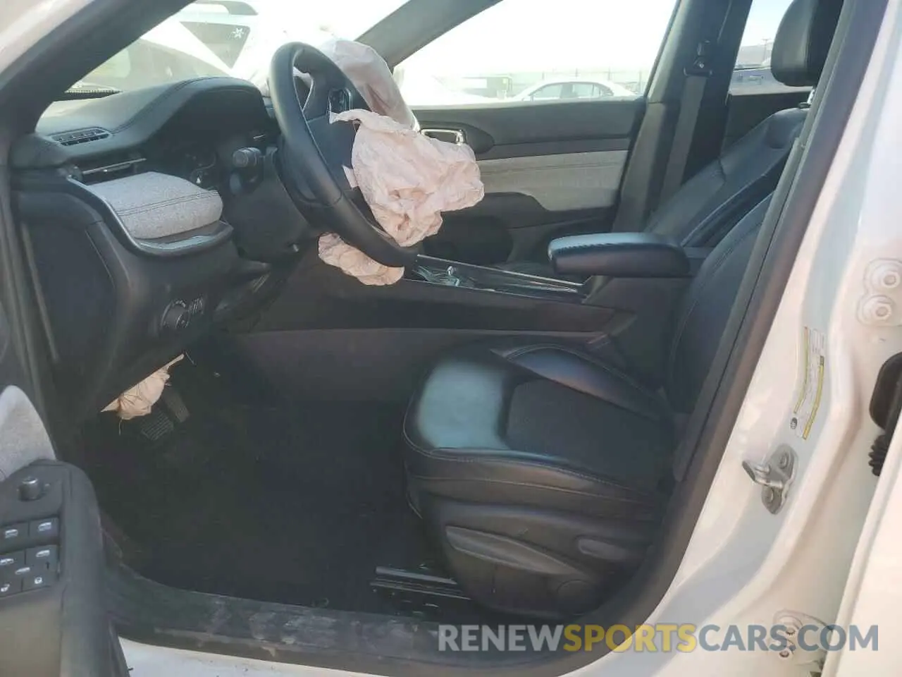 7 Фотография поврежденного автомобиля 3C4NJDBN5PT561987 JEEP COMPASS 2023