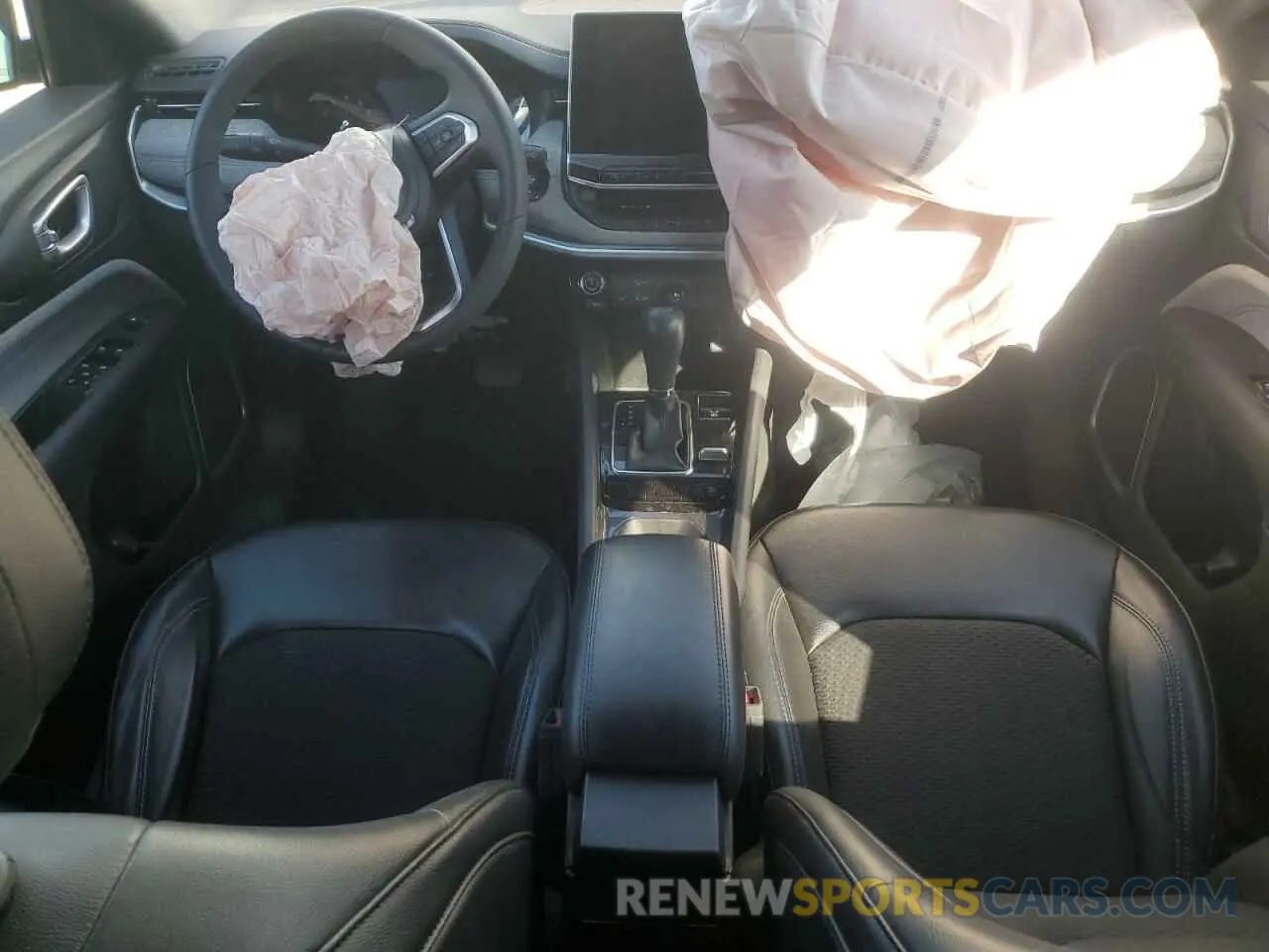 8 Фотография поврежденного автомобиля 3C4NJDBN5PT561987 JEEP COMPASS 2023
