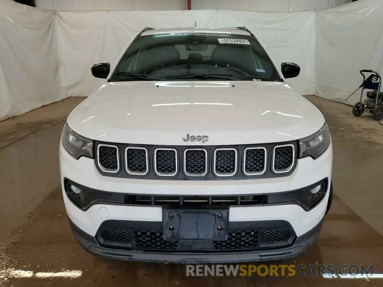 5 Photograph of a damaged car 3C4NJDBN5PT562167 JEEP COMPASS 2023
