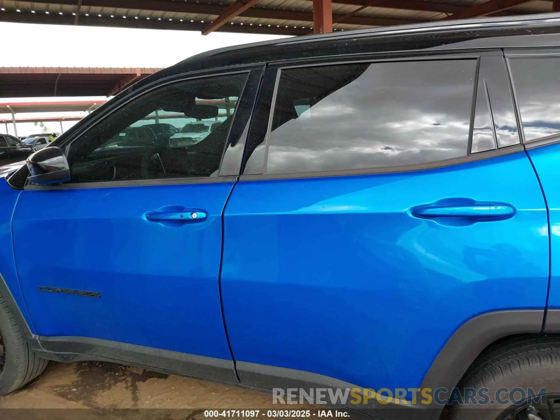 15 Photograph of a damaged car 3C4NJDBN7PT513648 JEEP COMPASS 2023