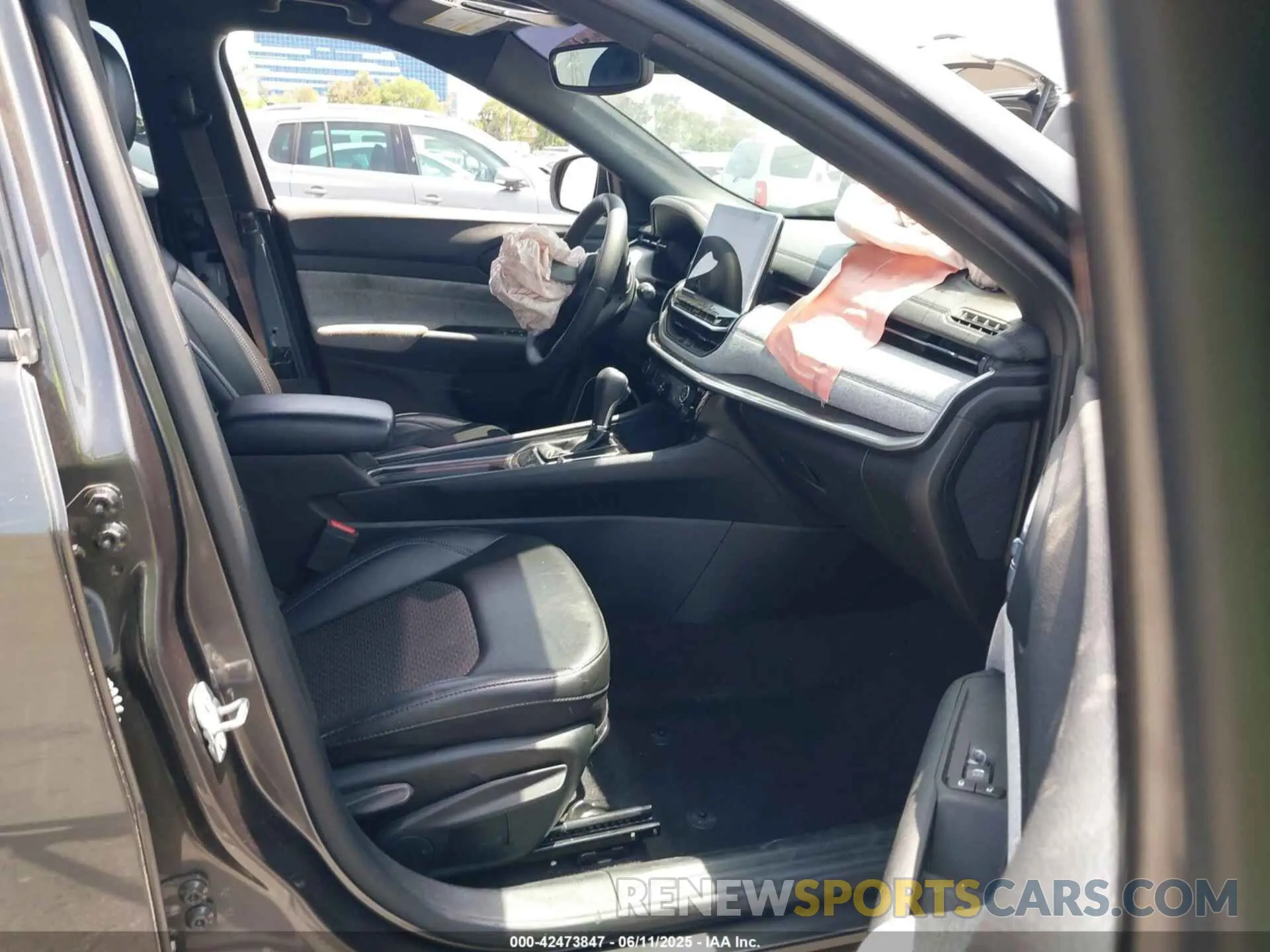5 Фотография поврежденного автомобиля 3C4NJDBN7PT533642 JEEP COMPASS 2023