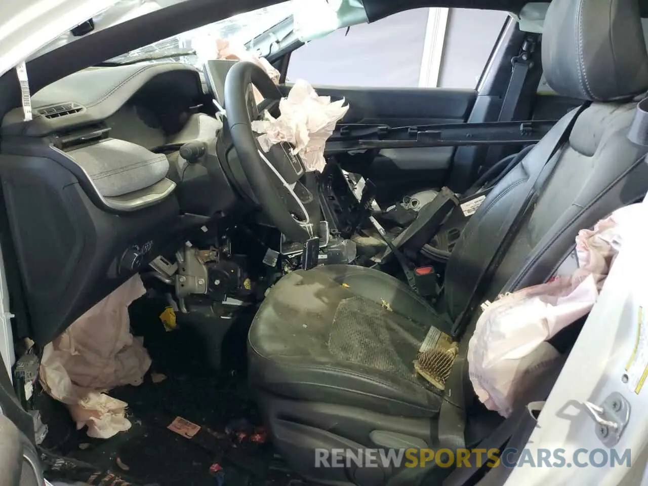 7 Photograph of a damaged car 3C4NJDBN8PT566942 JEEP COMPASS 2023
