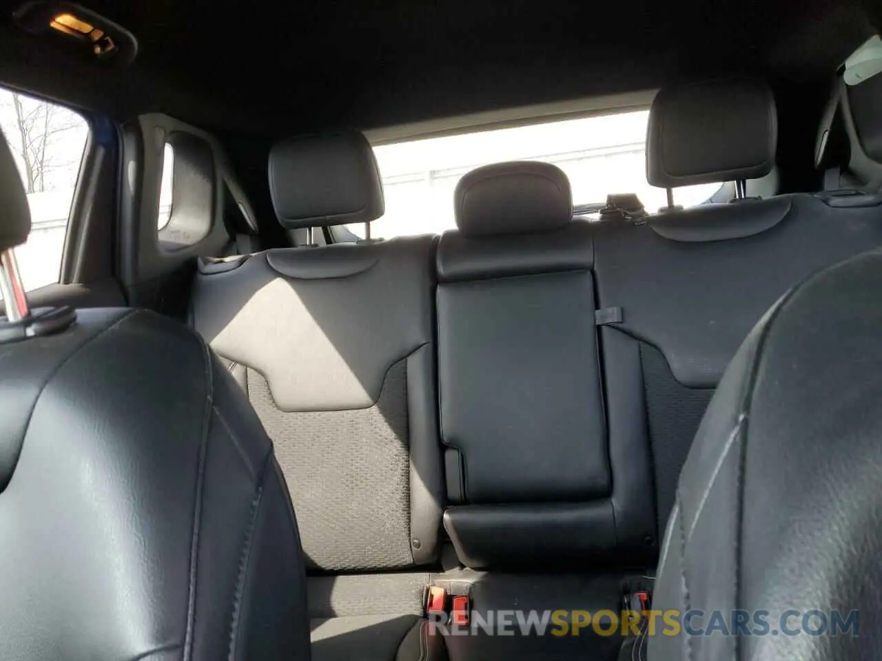 10 Фотография поврежденного автомобиля 3C4NJDBN9PT518866 JEEP COMPASS 2023