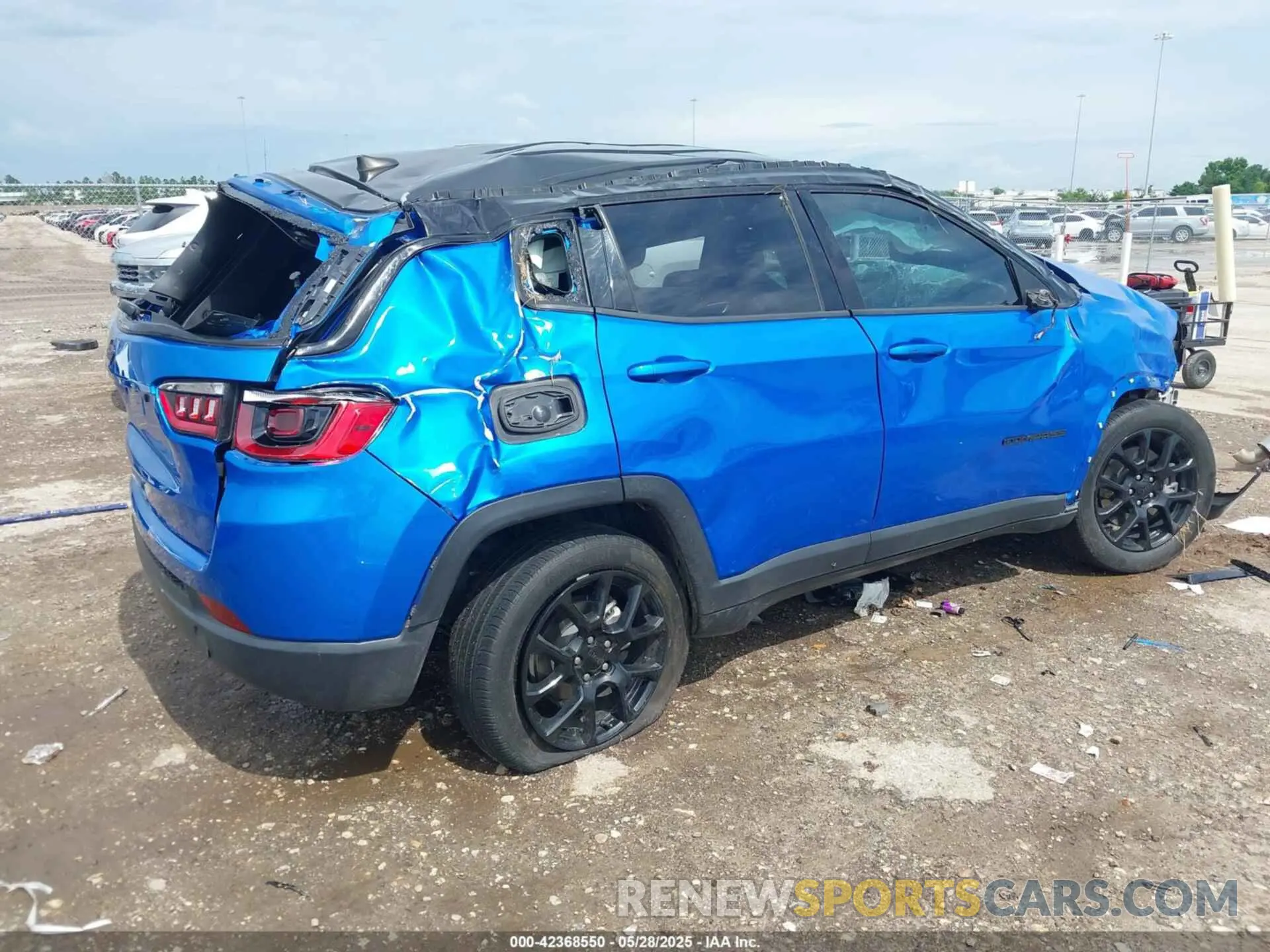 4 Фотография поврежденного автомобиля 3C4NJDBNXPT509707 JEEP COMPASS 2023
