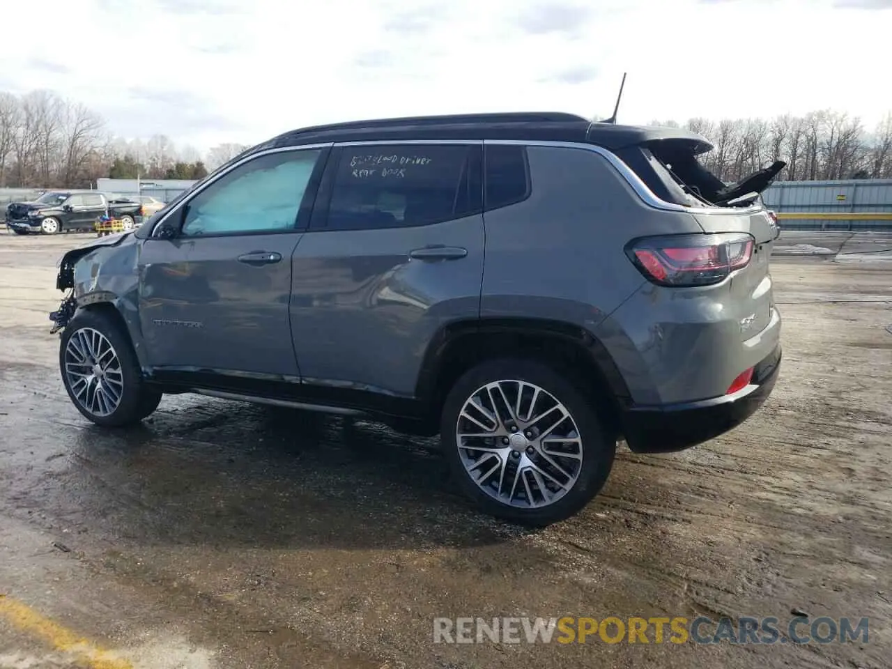 2 Photograph of a damaged car 3C4NJDCN3PT505450 JEEP COMPASS 2023
