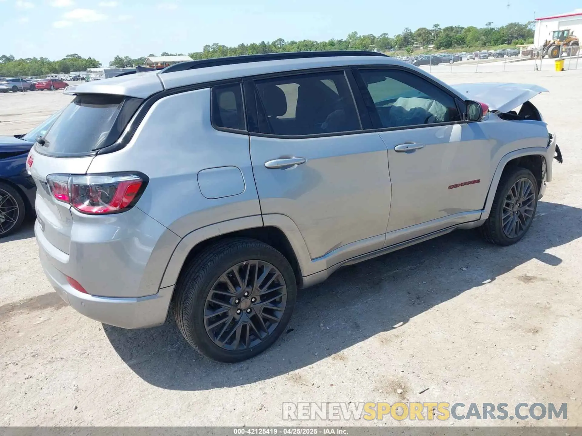 4 Фотография поврежденного автомобиля 3C4NJDCN4PT511404 JEEP COMPASS 2023