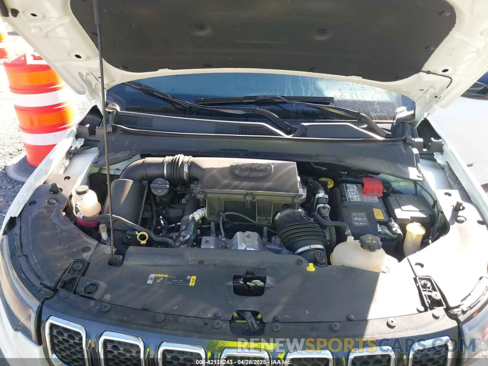 10 Фотография поврежденного автомобиля 3C4NJDCN5PT565844 JEEP COMPASS 2023