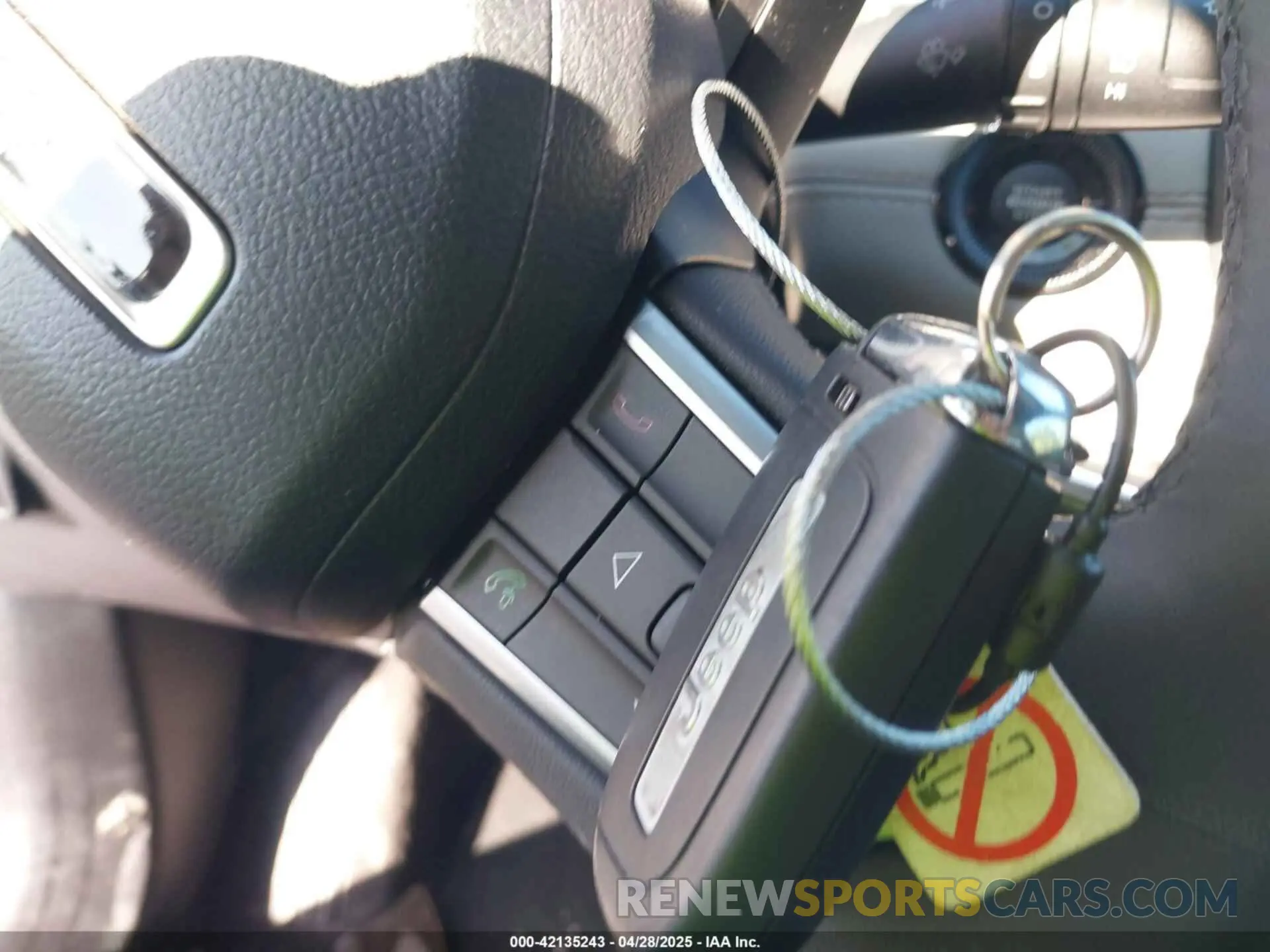 11 Фотография поврежденного автомобиля 3C4NJDCN5PT565844 JEEP COMPASS 2023
