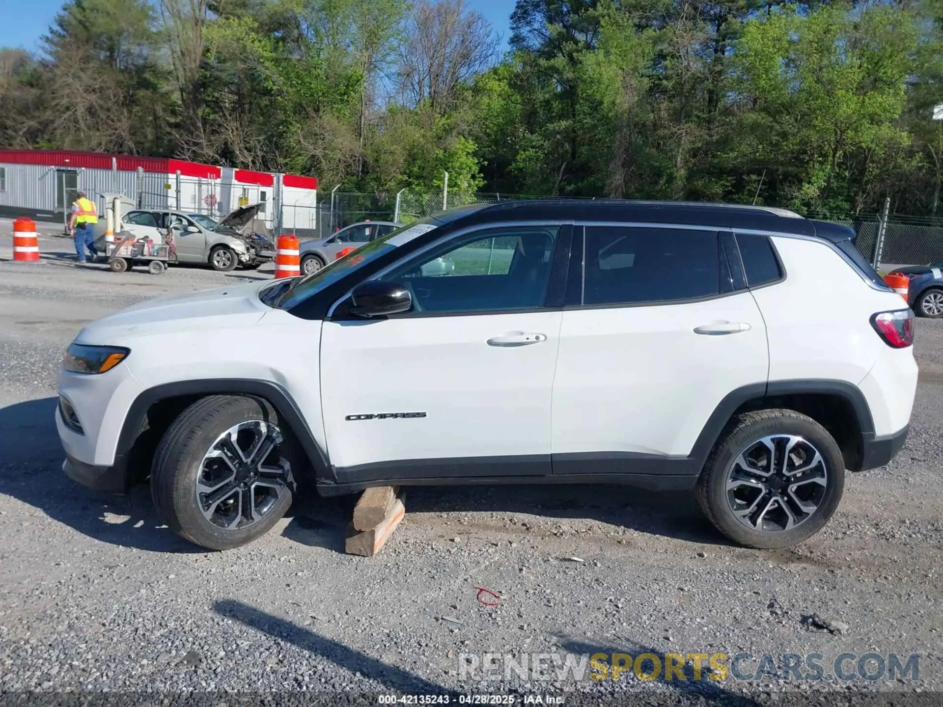 14 Фотография поврежденного автомобиля 3C4NJDCN5PT565844 JEEP COMPASS 2023
