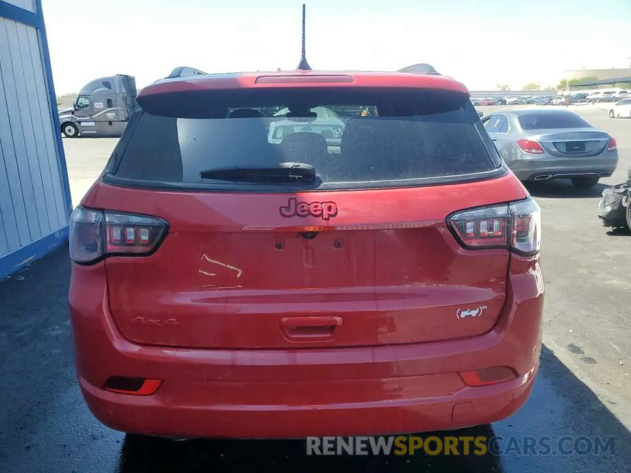 6 Photograph of a damaged car 3C4NJDCN6PT543755 JEEP COMPASS 2023