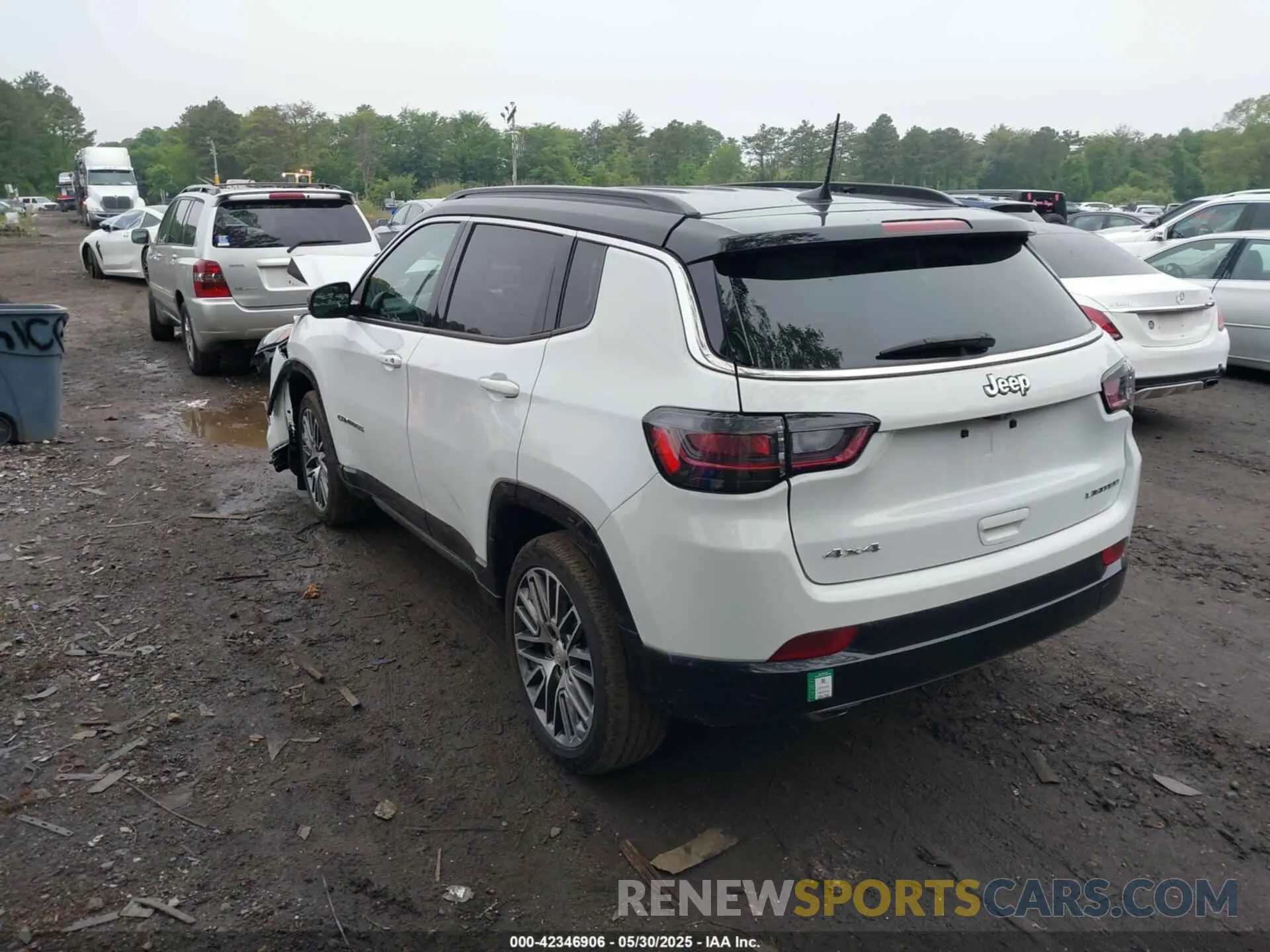 3 Photograph of a damaged car 3C4NJDCN7PT503068 JEEP COMPASS 2023
