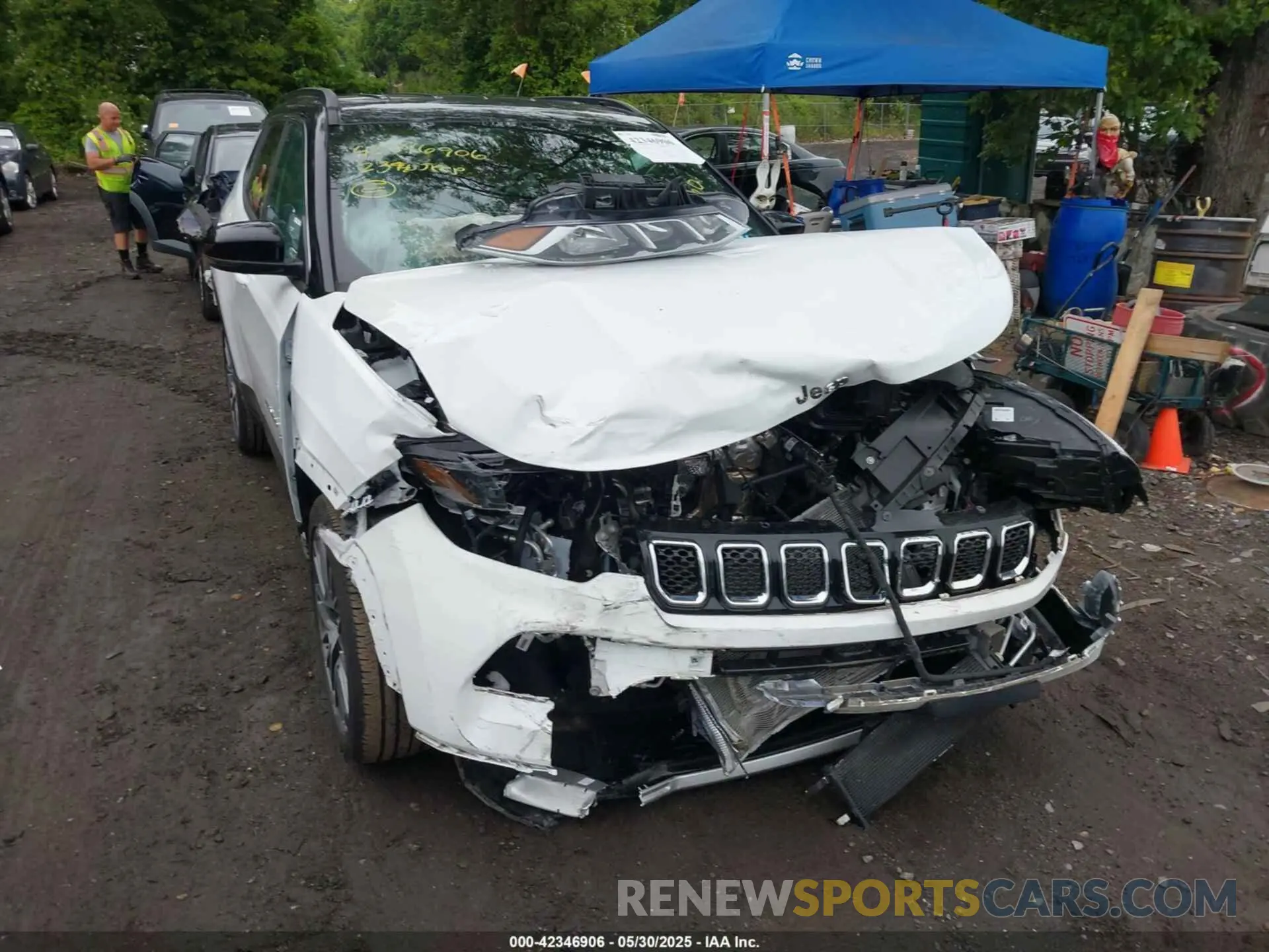 6 Photograph of a damaged car 3C4NJDCN7PT503068 JEEP COMPASS 2023