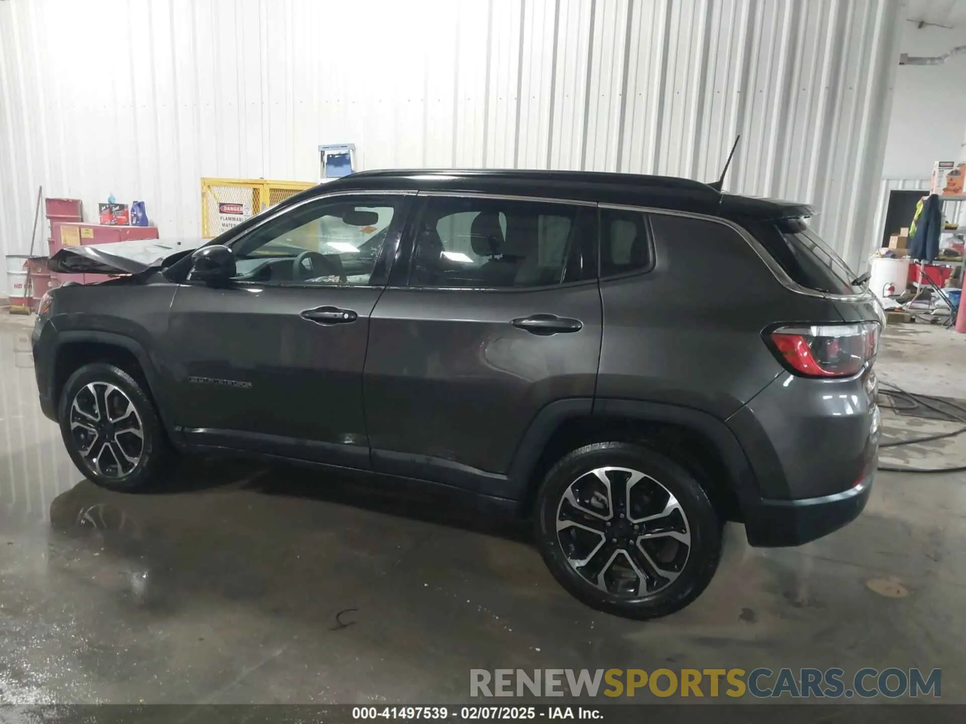 14 Photograph of a damaged car 3C4NJDCN7PT523935 JEEP COMPASS 2023