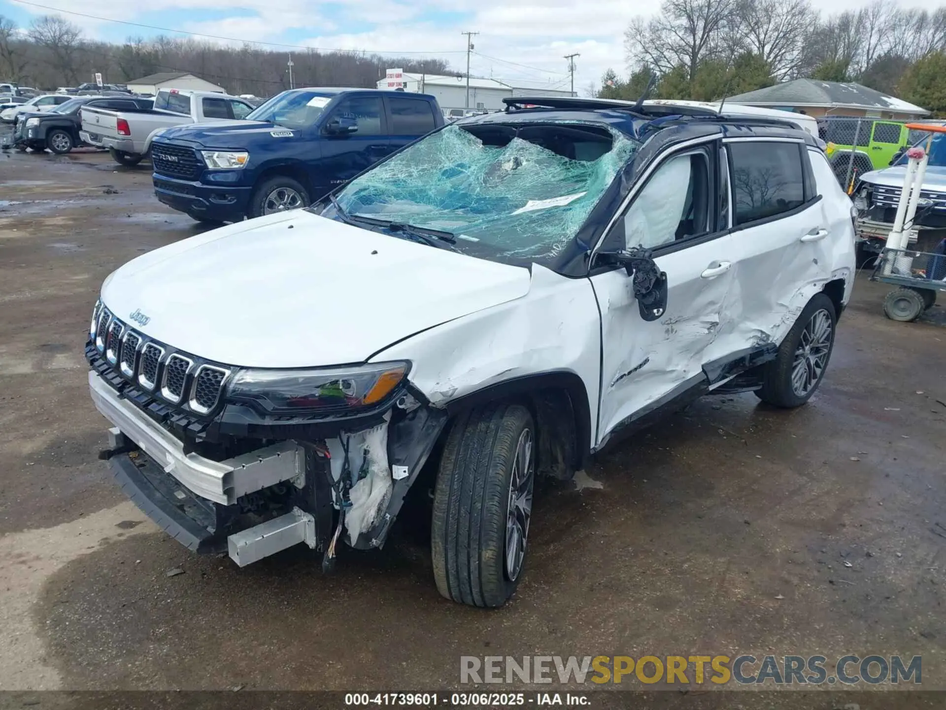 2 Photograph of a damaged car 3C4NJDCN8PT519960 JEEP COMPASS 2023