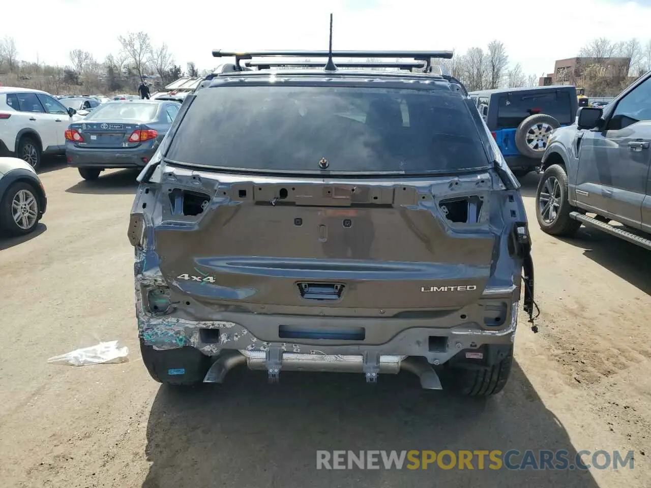6 Photograph of a damaged car 3C4NJDCN8PT529629 JEEP COMPASS 2023