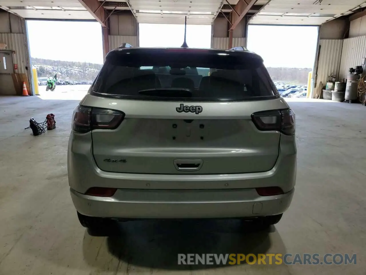 6 Photograph of a damaged car 3C4NJDCN9PT558993 JEEP COMPASS 2023
