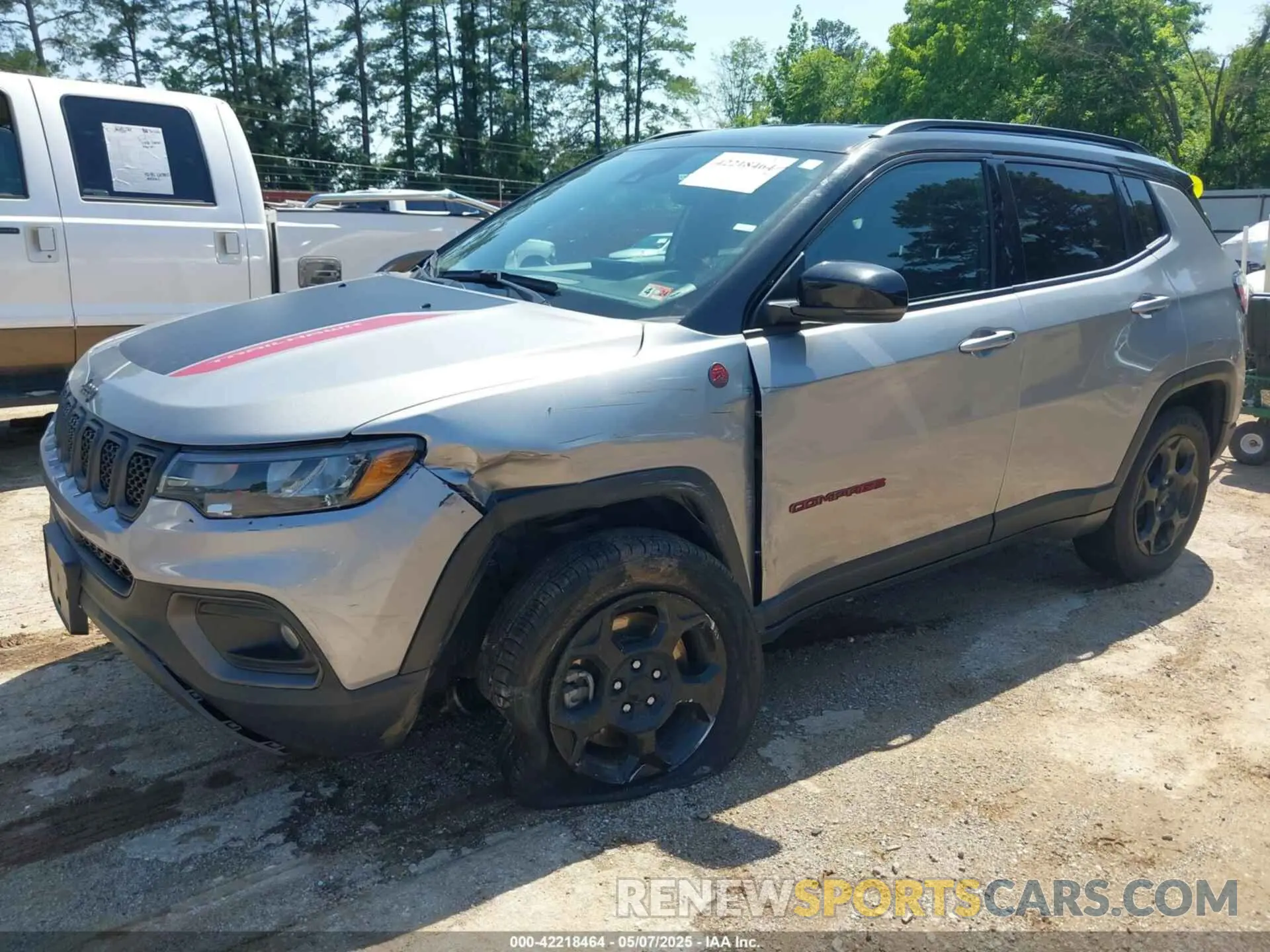 2 Фотография поврежденного автомобиля 3C4NJDDN3PT527995 JEEP COMPASS 2023