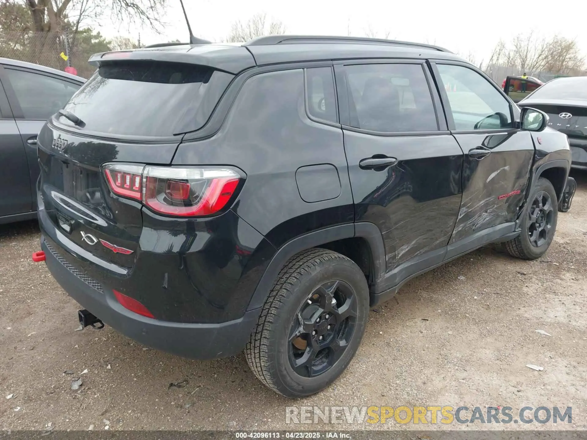 4 Фотография поврежденного автомобиля 3C4NJDDN7PT510813 JEEP COMPASS 2023