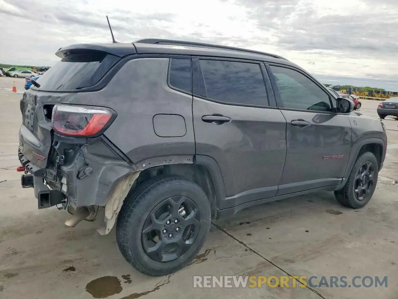 3 Photograph of a damaged car 3C4NJDDN8PT514773 JEEP COMPASS 2023