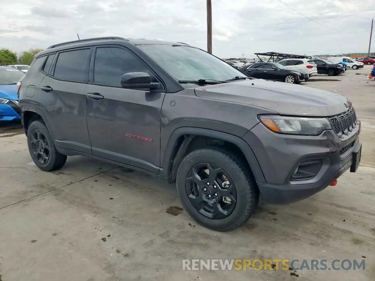 4 Photograph of a damaged car 3C4NJDDN8PT514773 JEEP COMPASS 2023