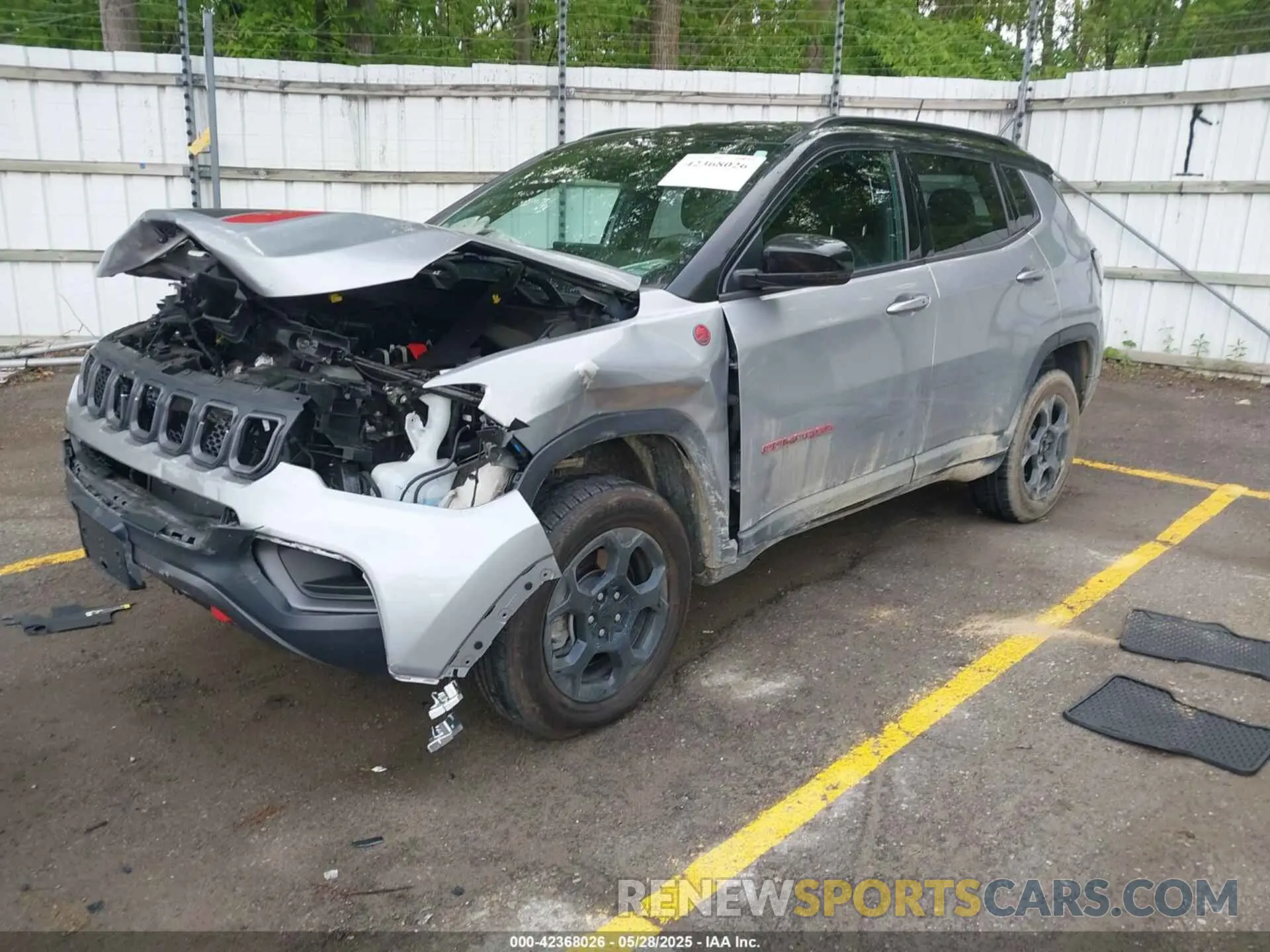 2 Photograph of a damaged car 3C4NJDDN8PT524820 JEEP COMPASS 2023