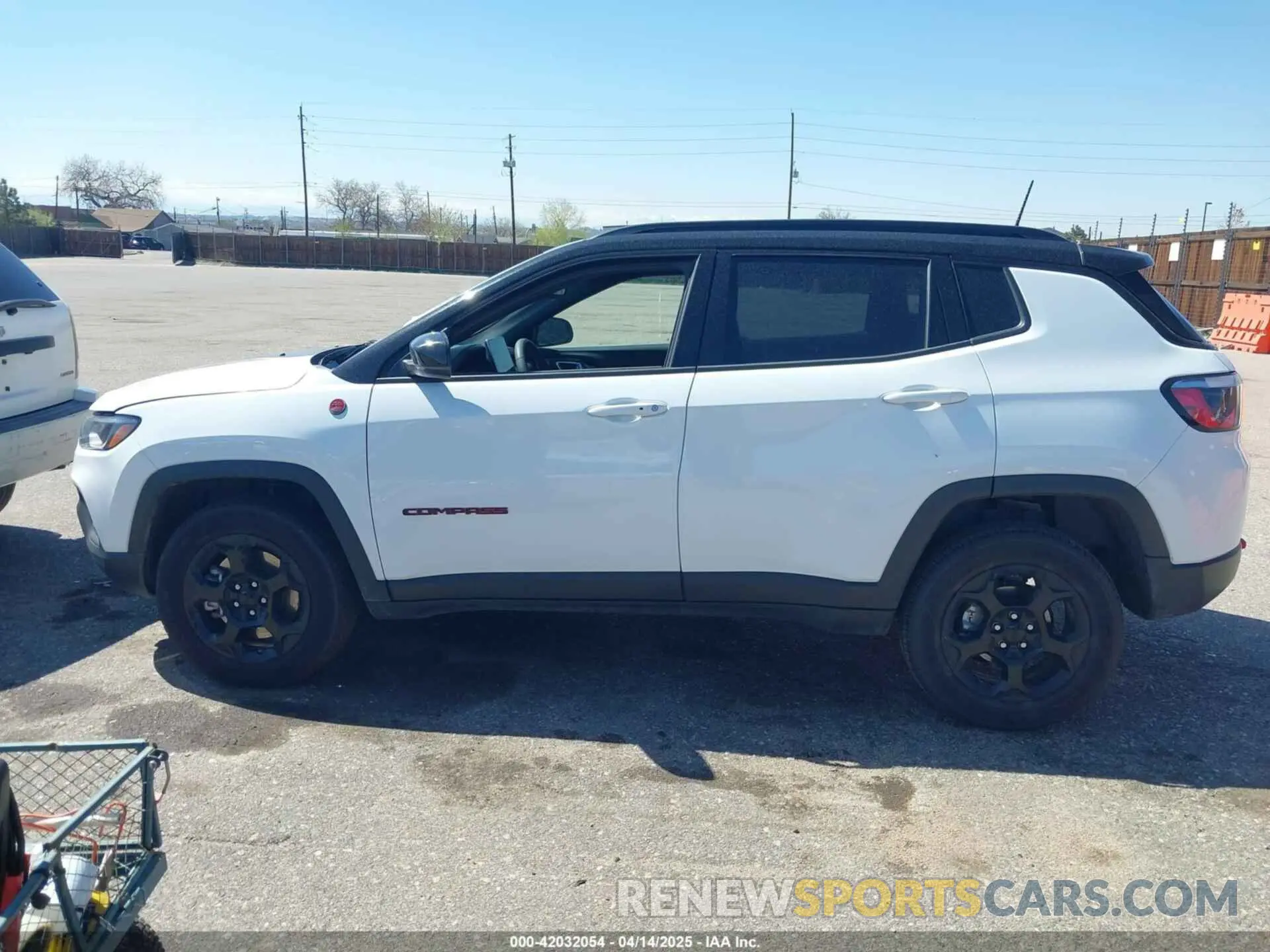 14 Фотография поврежденного автомобиля 3C4NJDDNXPT544387 JEEP COMPASS 2023