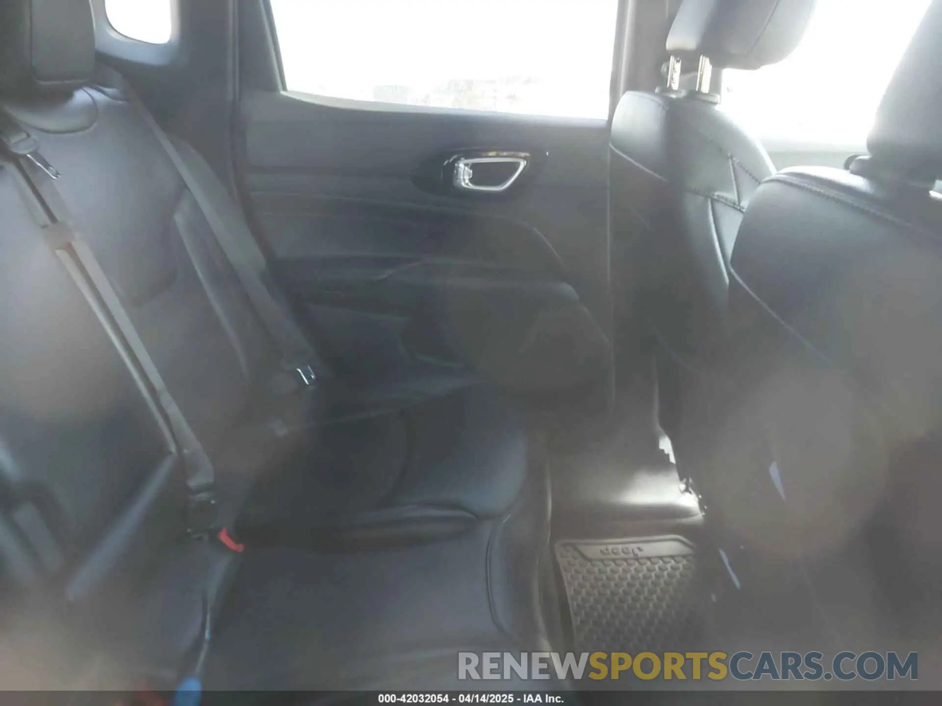 8 Фотография поврежденного автомобиля 3C4NJDDNXPT544387 JEEP COMPASS 2023