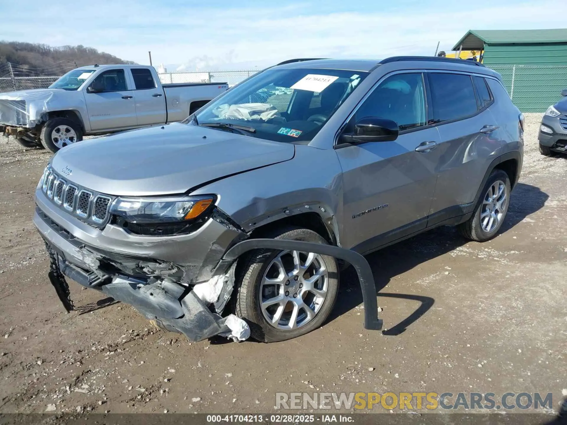 2 Photograph of a damaged car 3C4NJDFN0PT519625 JEEP COMPASS 2023