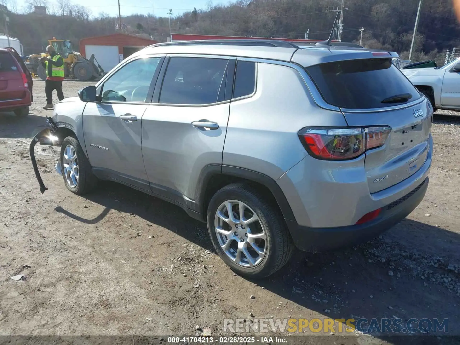 3 Photograph of a damaged car 3C4NJDFN0PT519625 JEEP COMPASS 2023